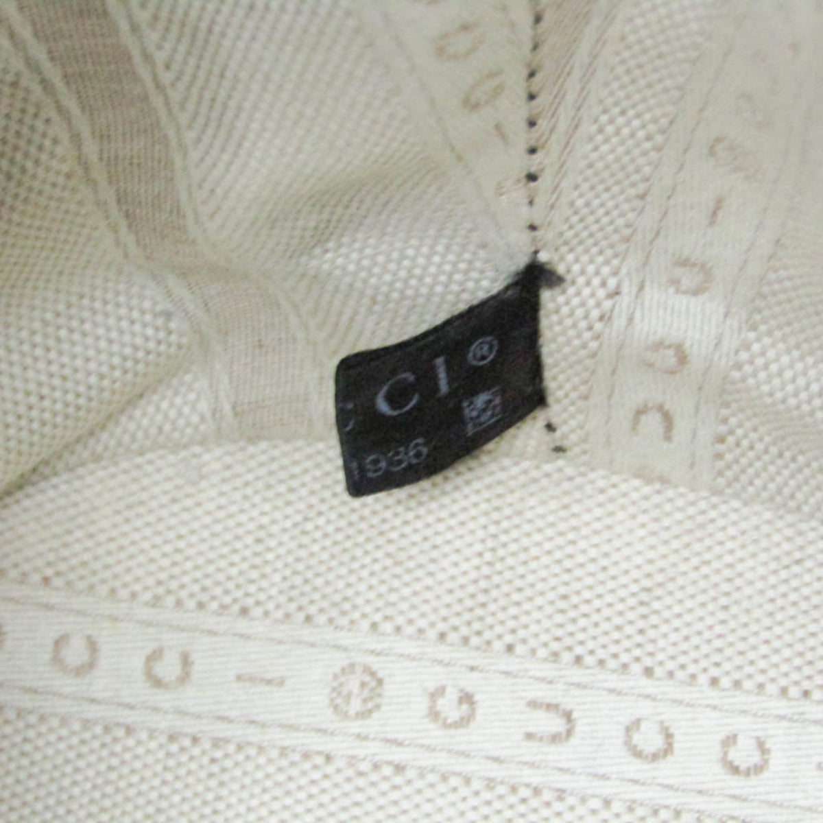 PRE-OWNED Gucci Bright Diamante · Leather