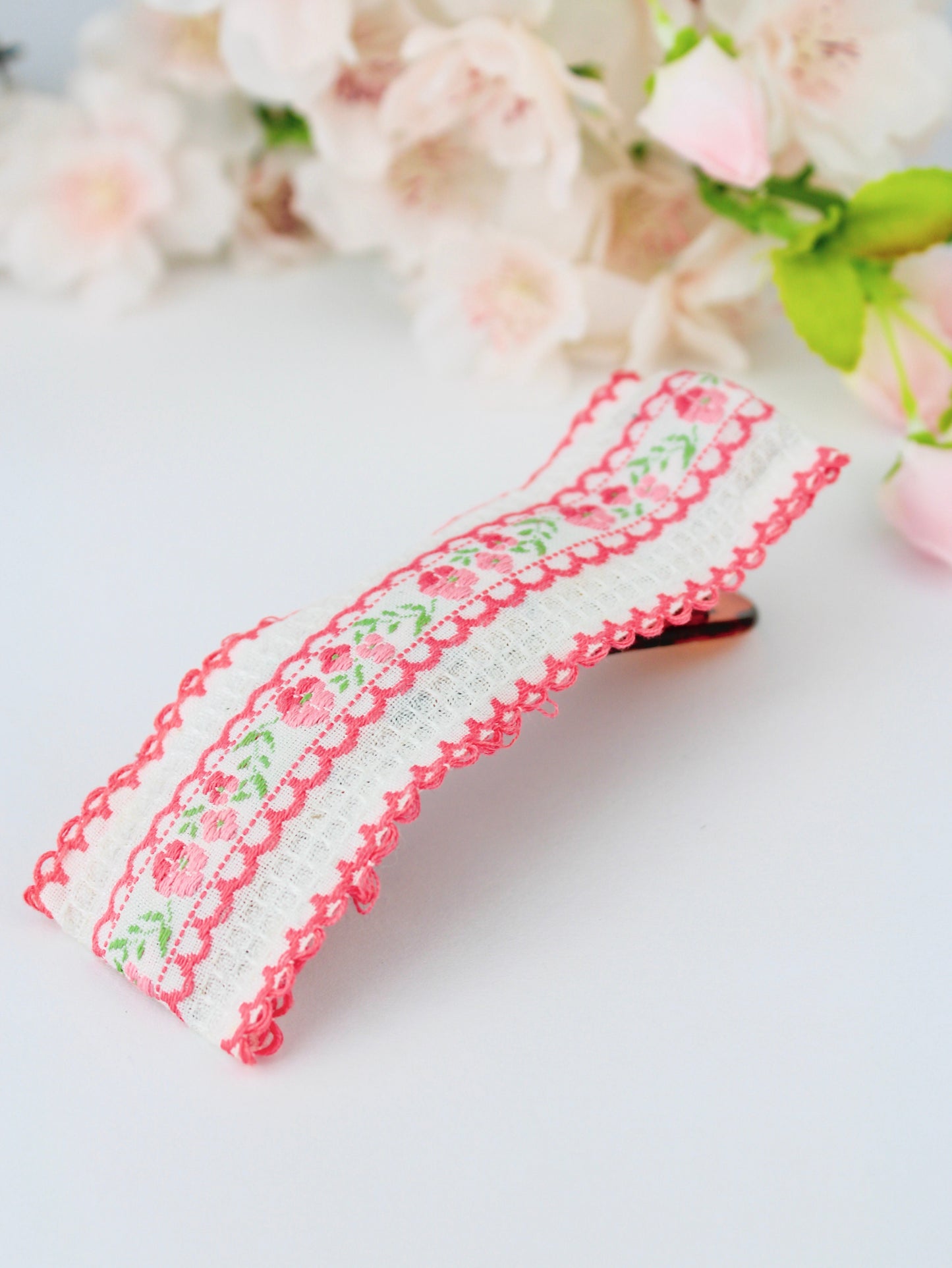 Spring in Sweden Vintage Ribbon Hair Clip