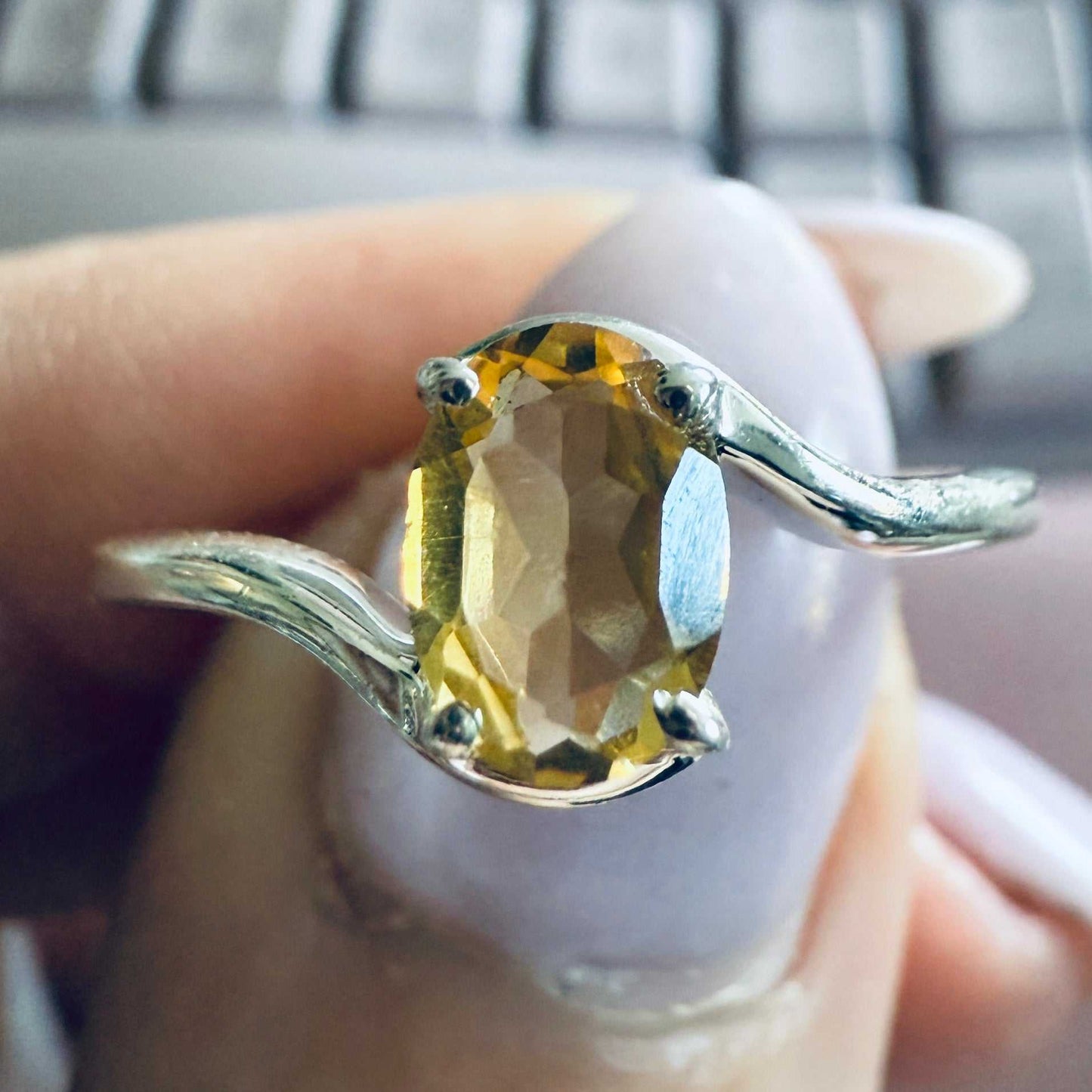 Citrine Oval Bubble-Band Ring - Sterling Silver -Sizes 8 and 9