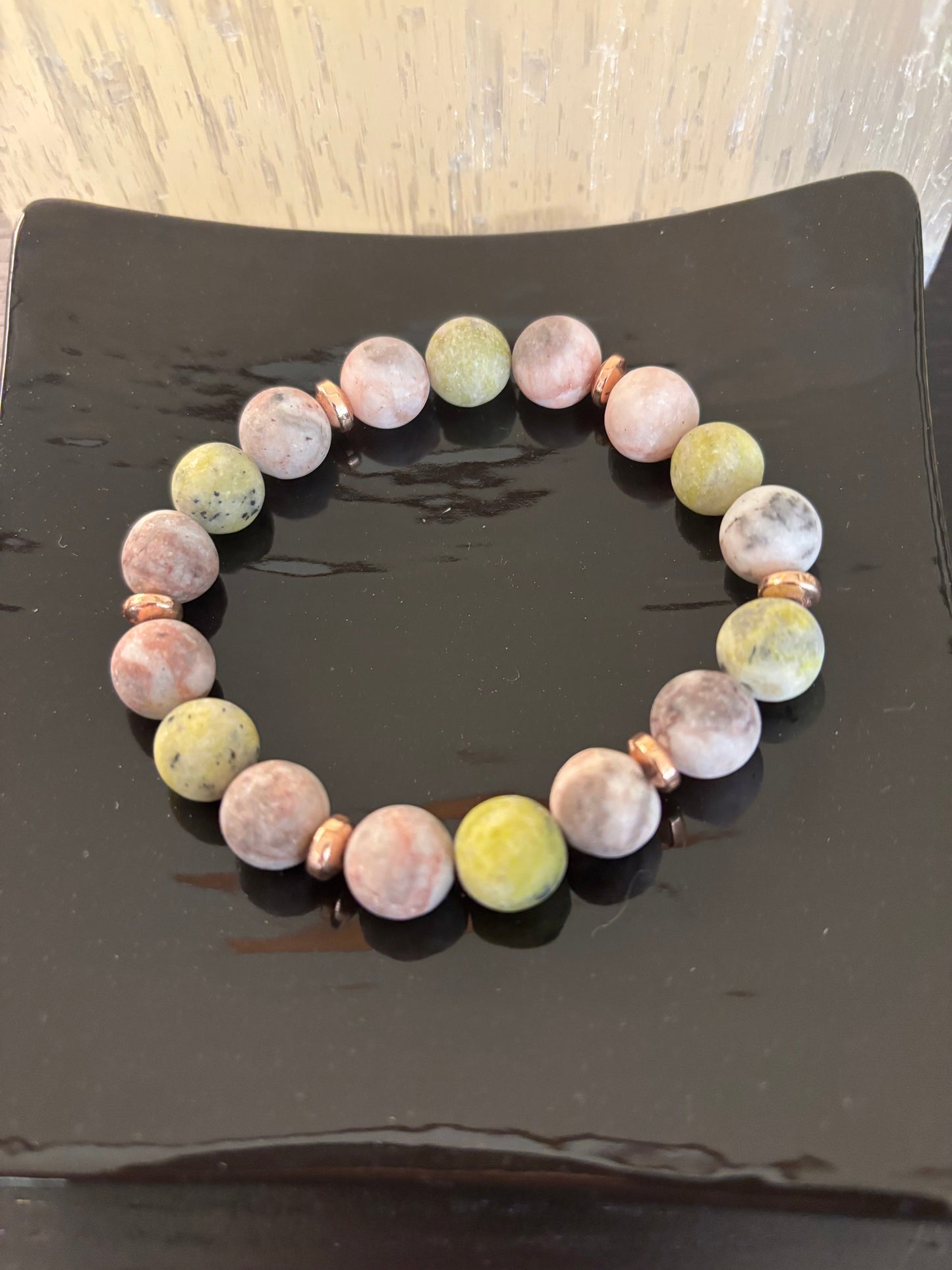 Howlite Beaded Bracelet with Rose Gold Accents – Calm, Grounded, and Stylish