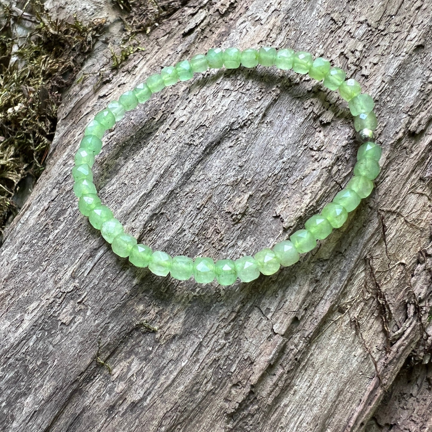 Russian Jade Cube Bracelet - Subtle Radiance Collection