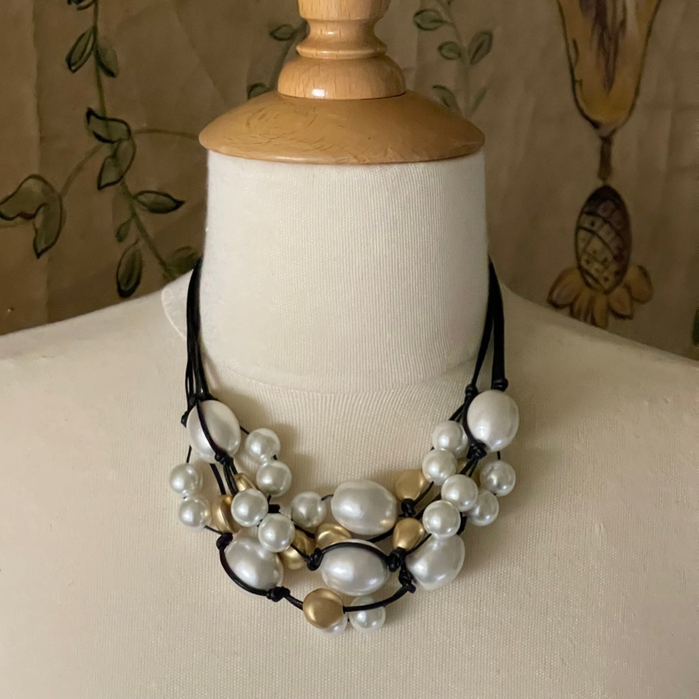 Cotton And Glass Pearl With Matte Black Crystal Torsade Necklace