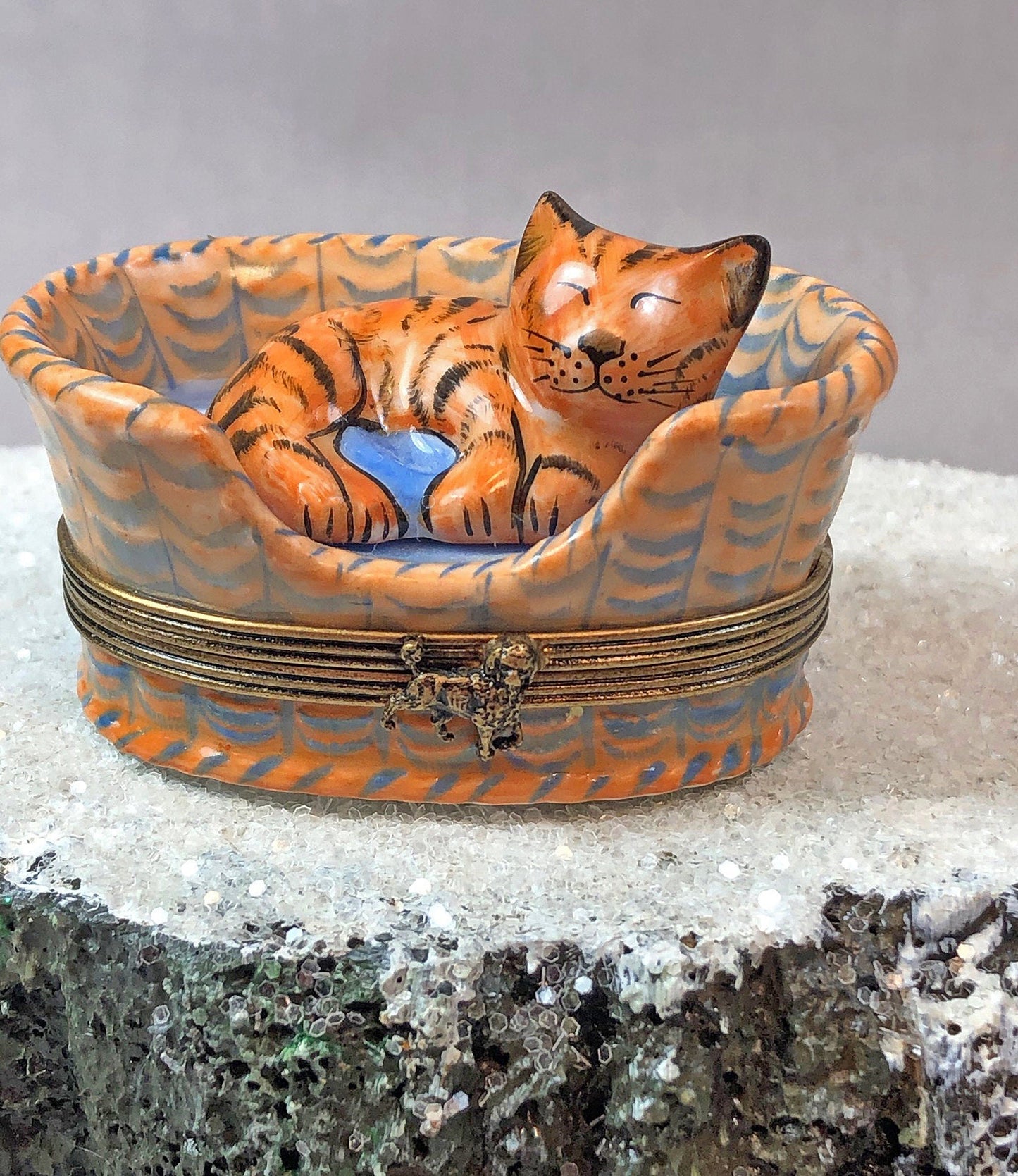 Limoges Box with Bird on Lid. Collectible Porcelain and Brass Item Made in France.