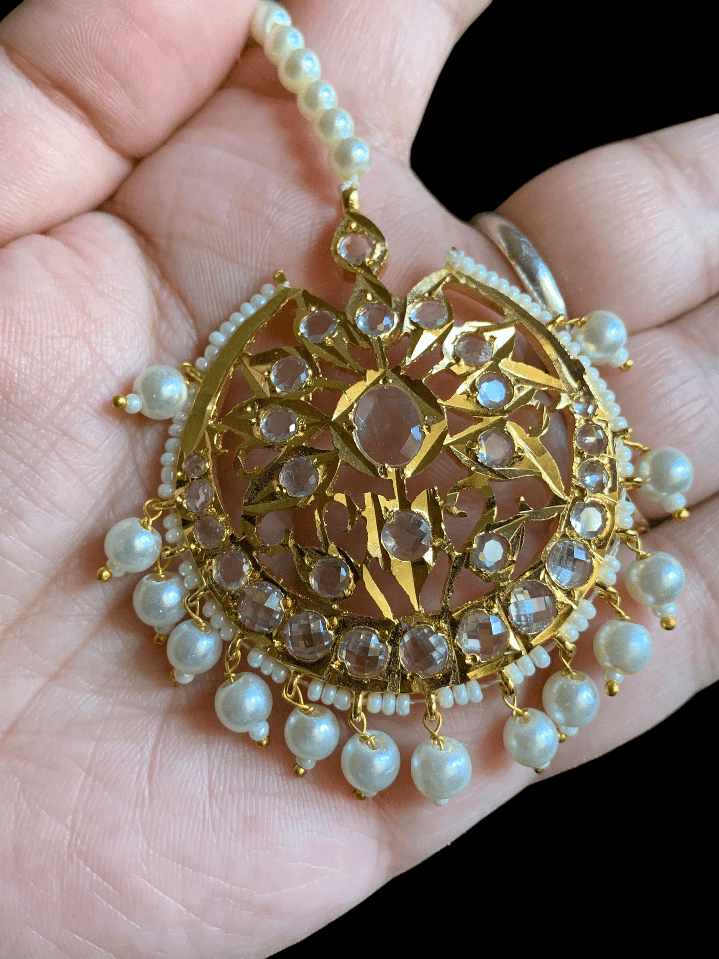 DJTK32 Koyal shell pearl tika ( READY TO SHIP )