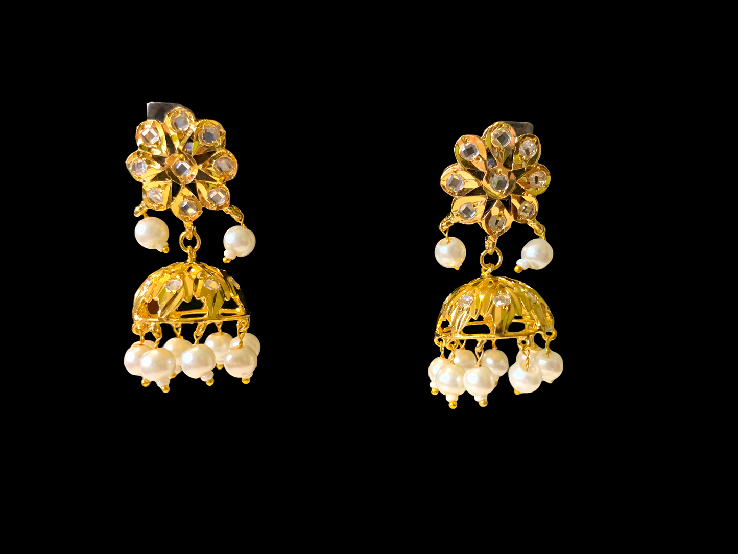 DER350 Pearl jhumka in flower tops ( READY TO SHIP )