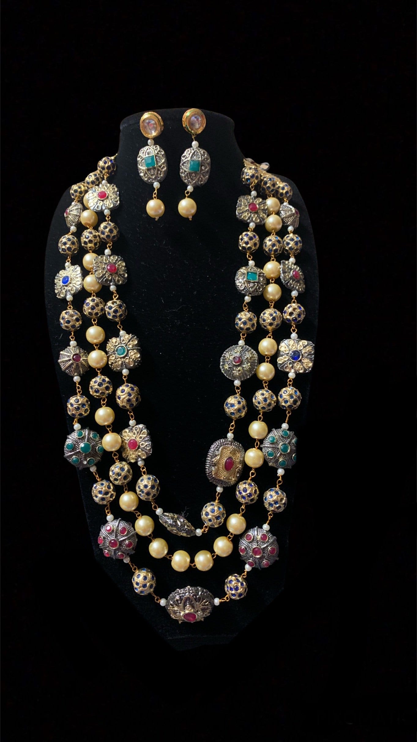 NS162 Sabra high quality Kundan necklace set ( READY TO SHIP )
