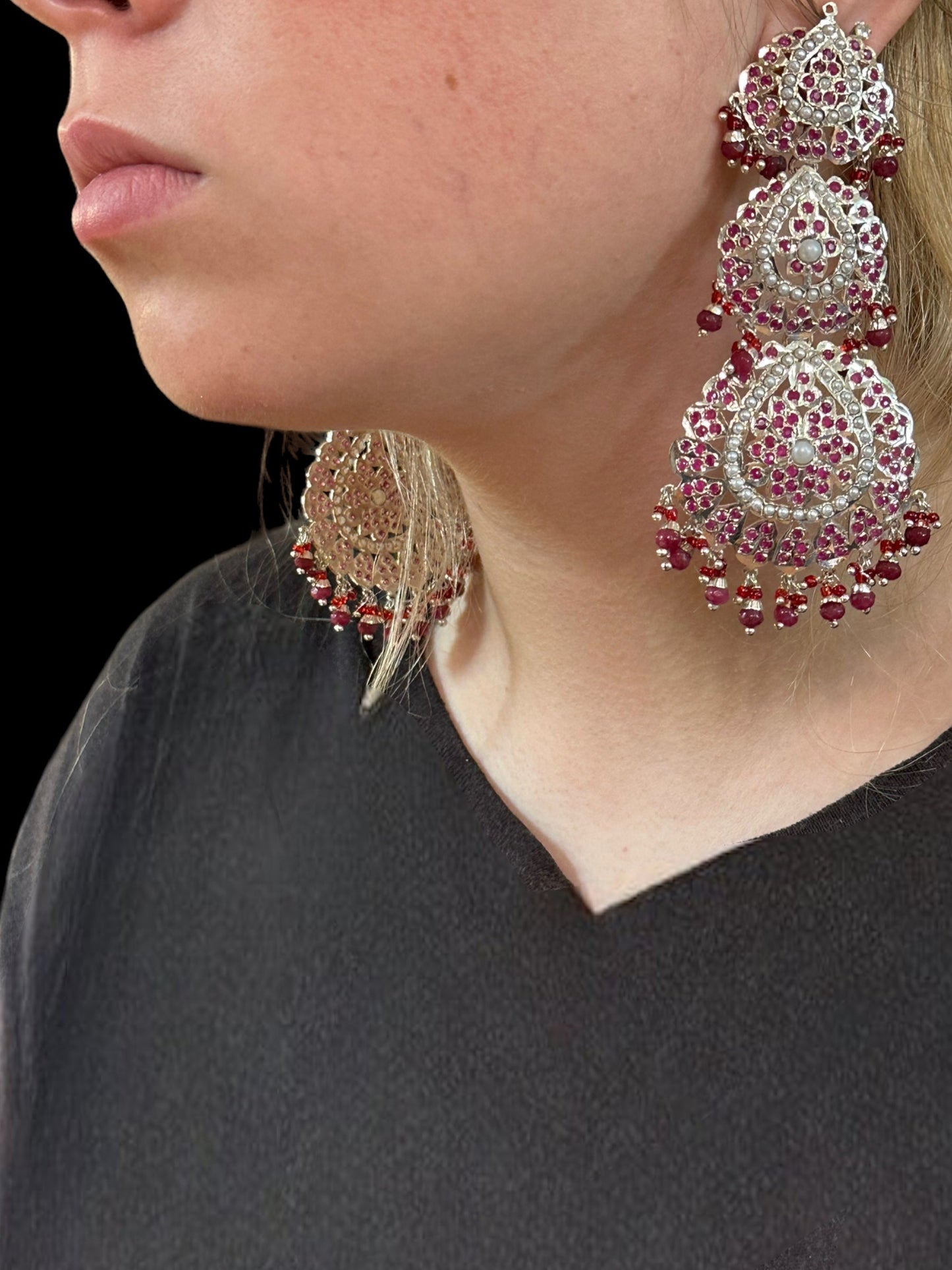 DER505 Mya silver plated earrings - ruby ( READY TO SHIP )