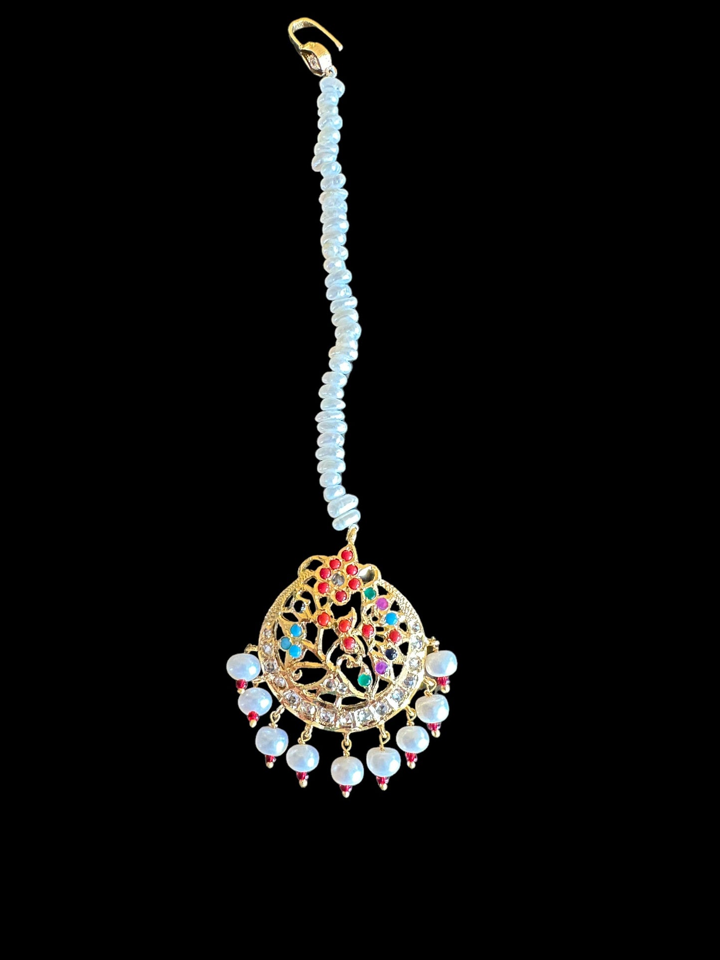 Navratan tika in fresh water pearls ( SHIPS IN 5 WEEKS )
