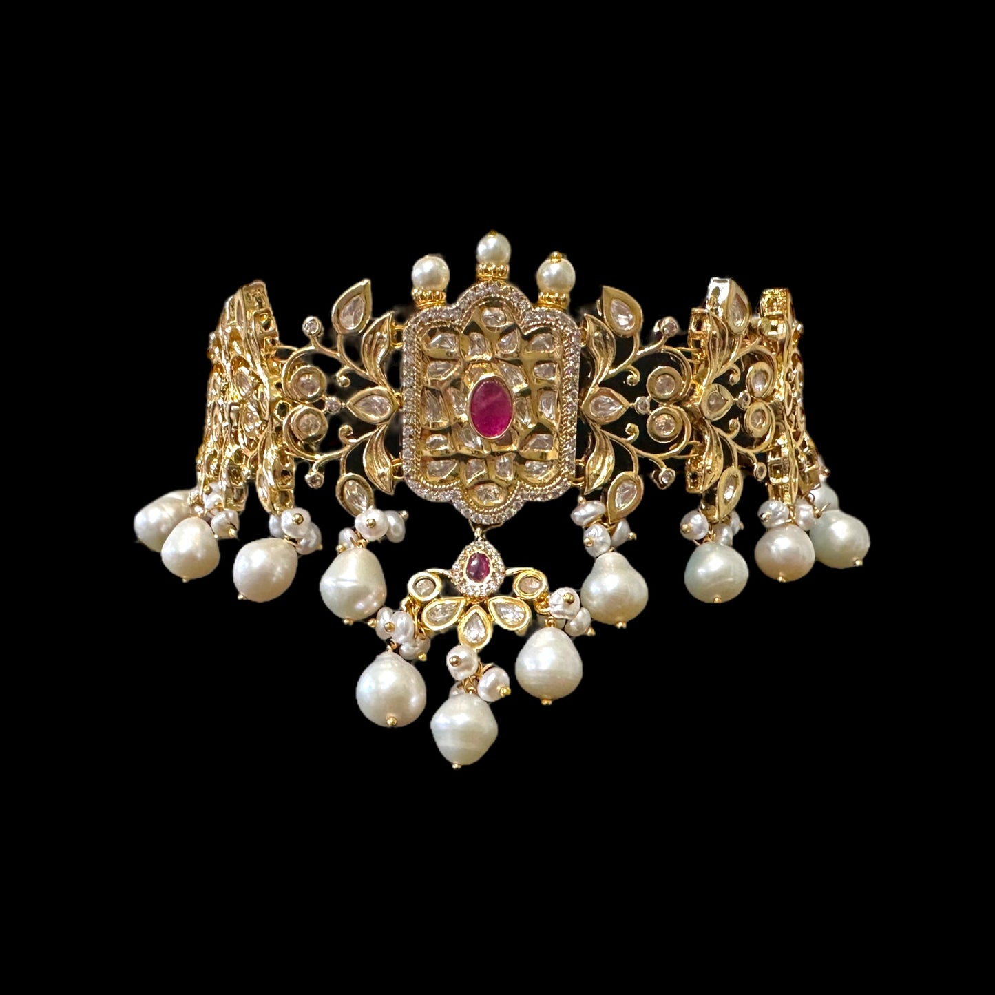 C318 sidra choker set with tika in fresh water pearls (SHIPS IN 1 WEEK  )