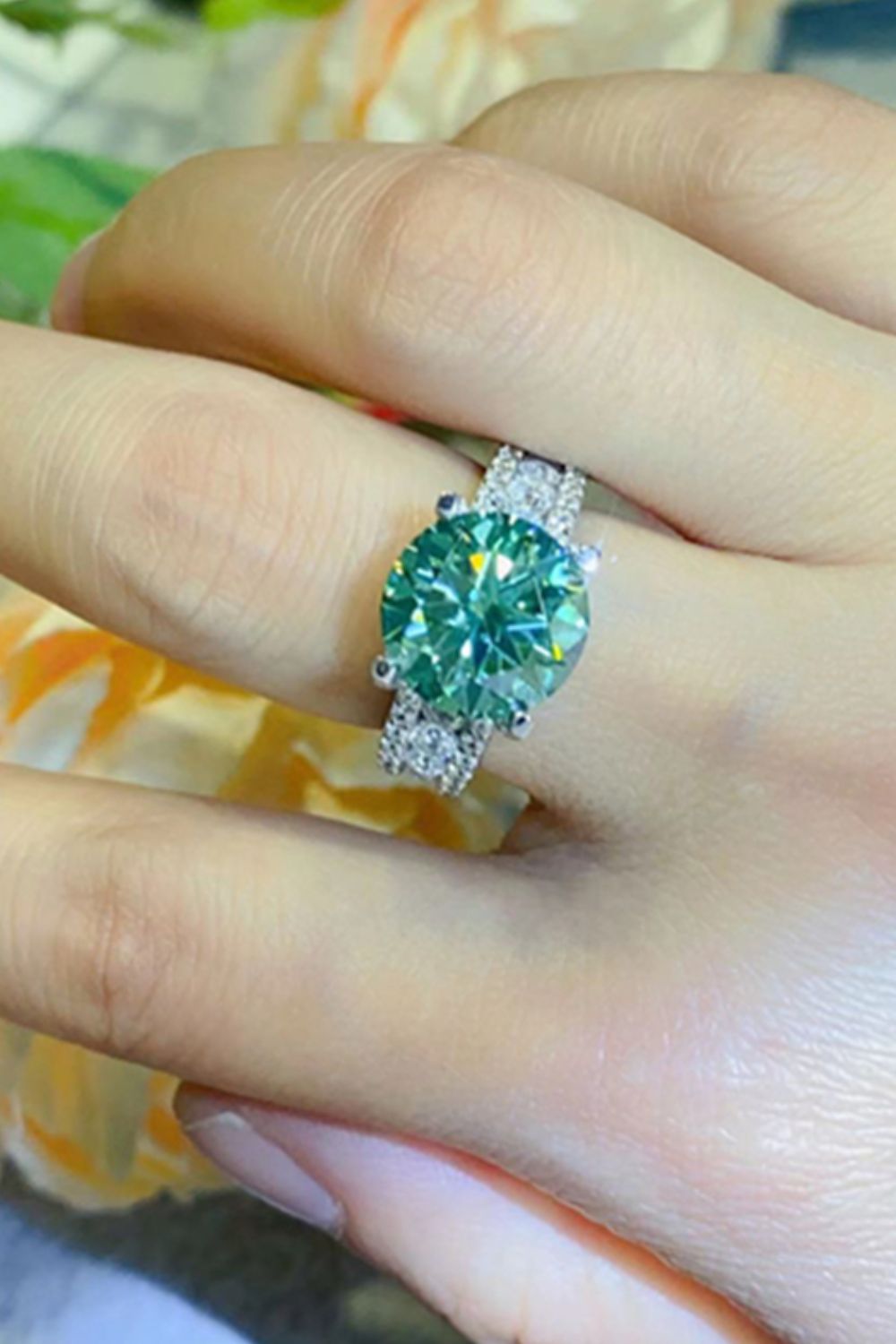 5 Carat Green Brilliant Round Cut Sparkala™ 4-Prong Wide Band Ring