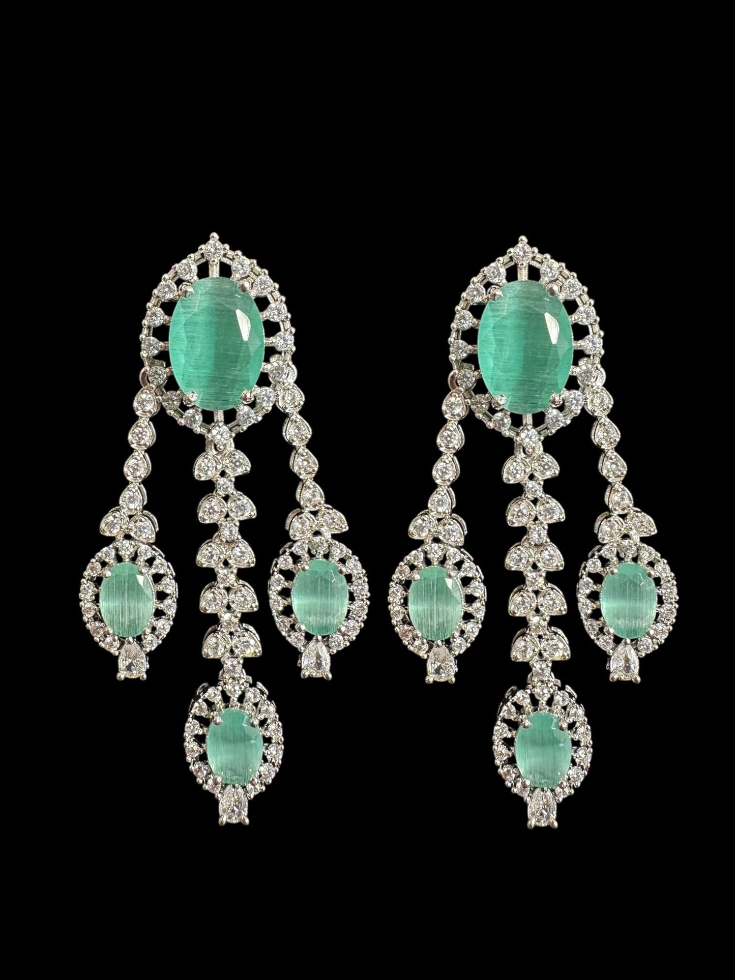 DER750  cz earrings  - Mint blue, silver plated  ( READY TO SHIP )