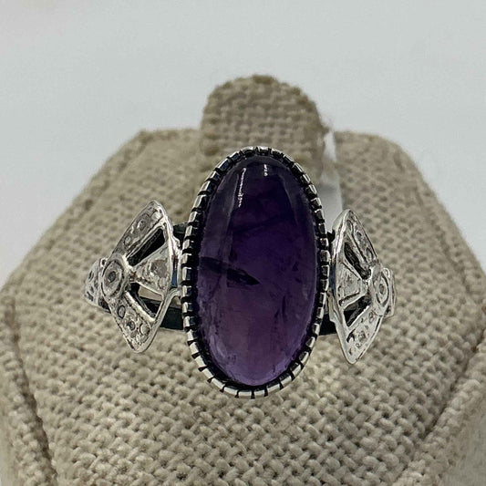 Sterling Silver Fan Banded Oval Amethyst Ring – Size 7 – Calm, Intuition & Spiritual Protection