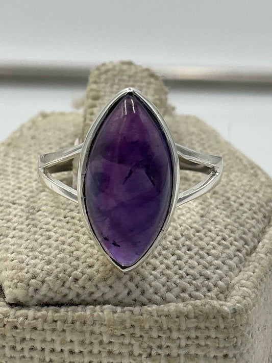 Sterling Silver Split Band Marquise Amethyst Ring – Size 8 – Calm, Intuition & Spiritual Protection