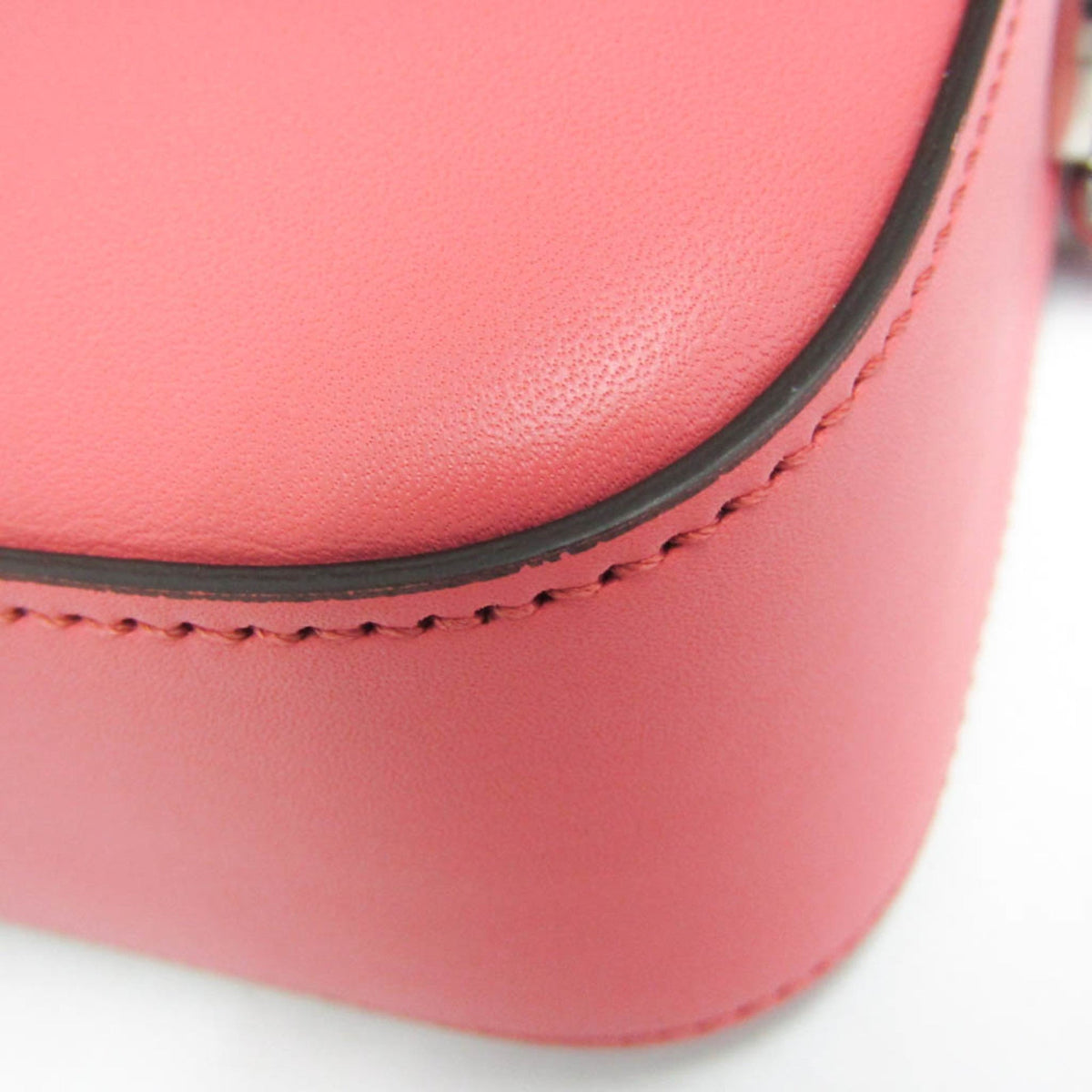 PRE-OWNED Gucci Double G · Leather Shoulder Bag