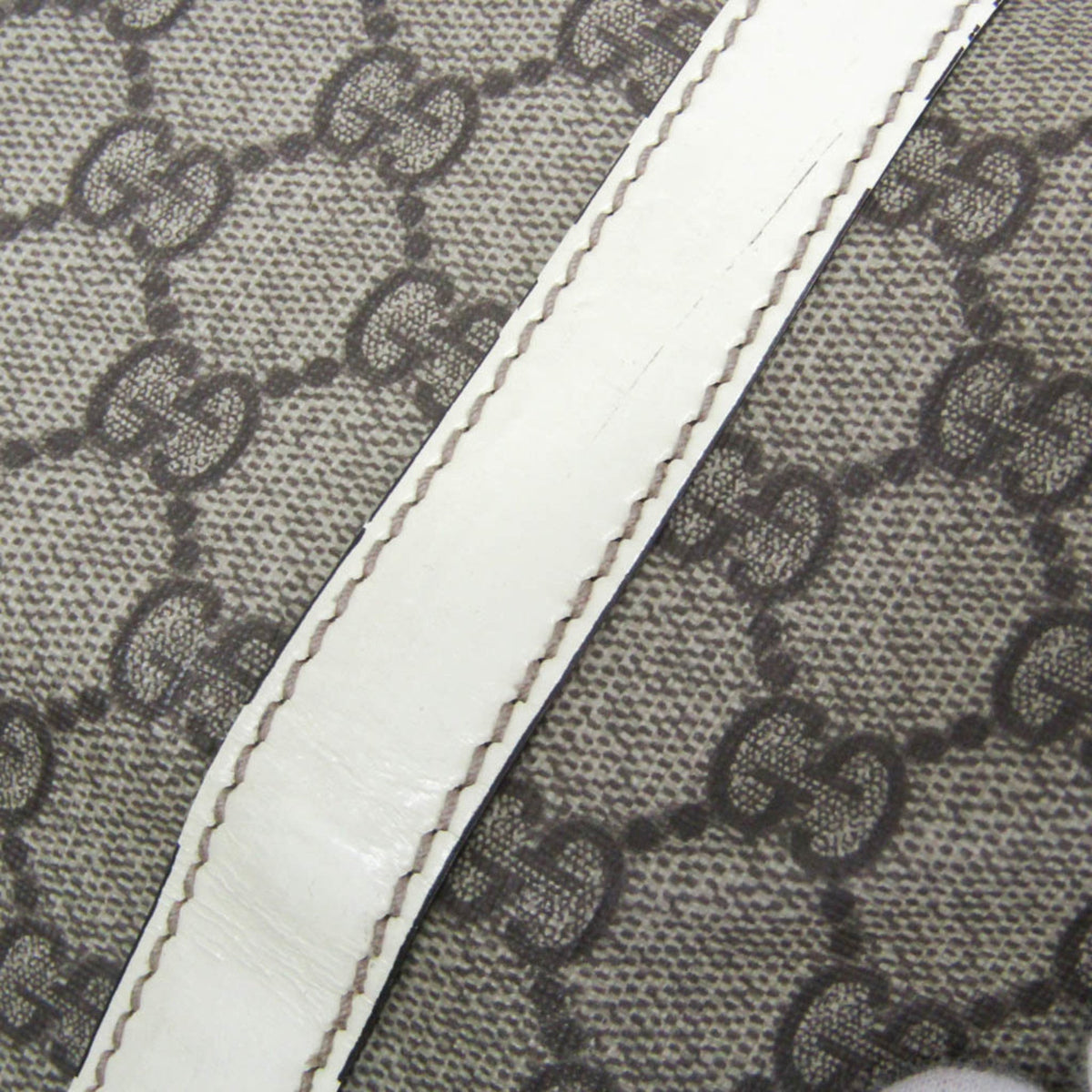 PRE-OWNED Gucci Boston · GG Supreme
