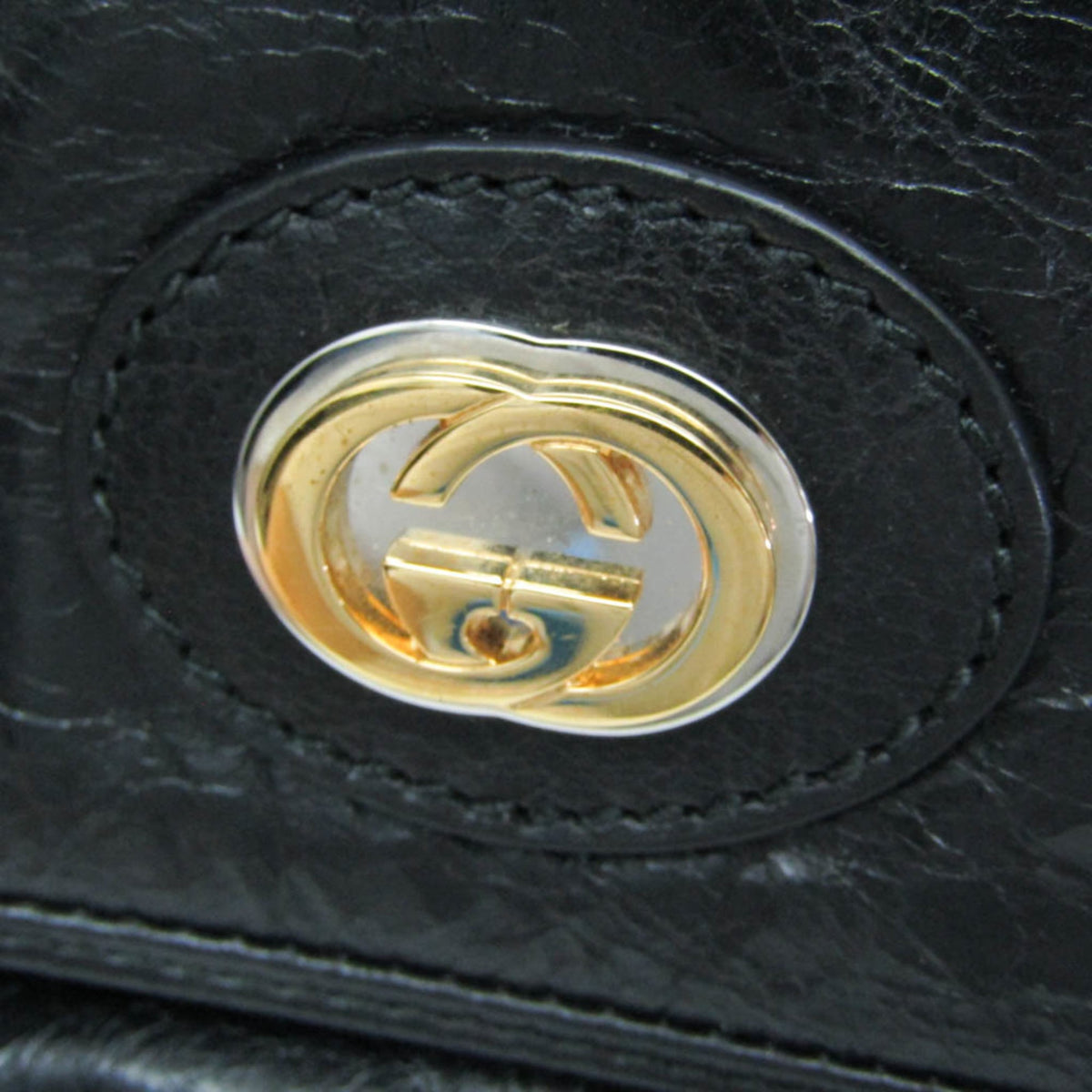 PRE-OWNED Gucci Messenger · Leather Crossbody