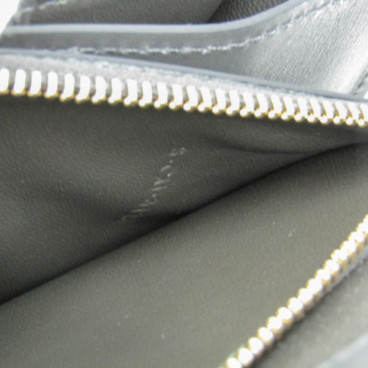 PRE-OWNED Celine Classic Box · Calfskin