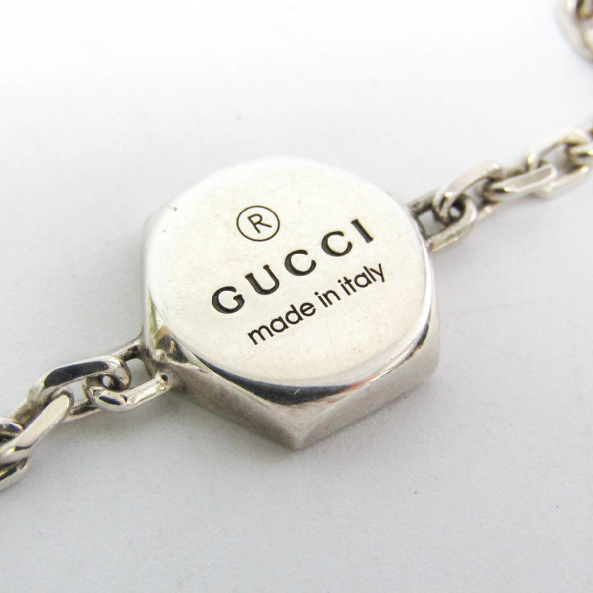 PRE-OWNED Gucci Hexagon · Sterling Silver