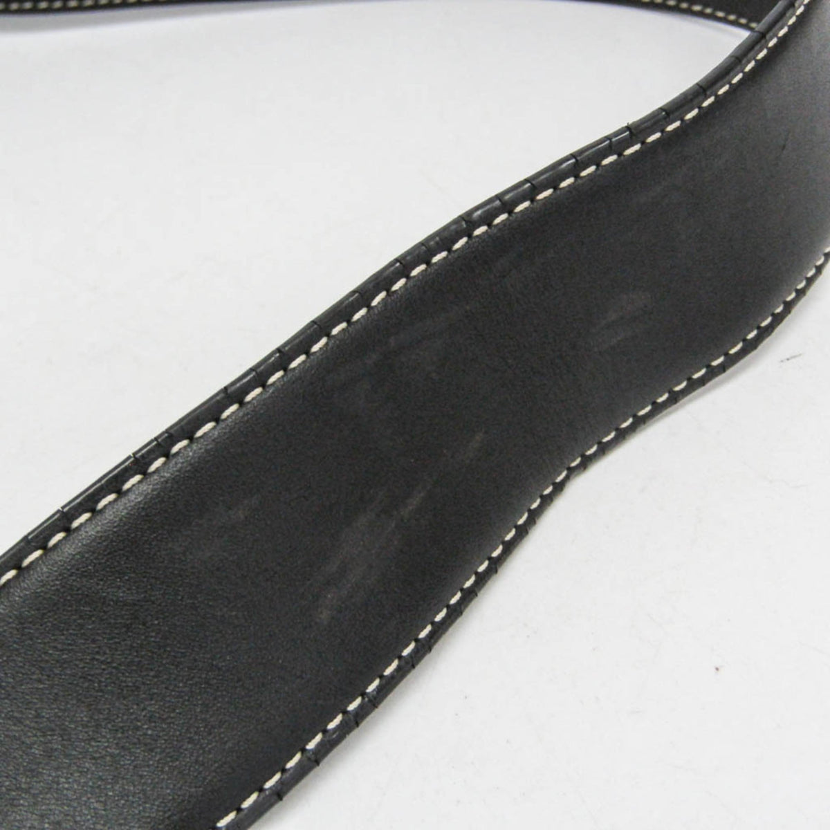 PRE-OWNED Coach Signature · Canvas & Leather