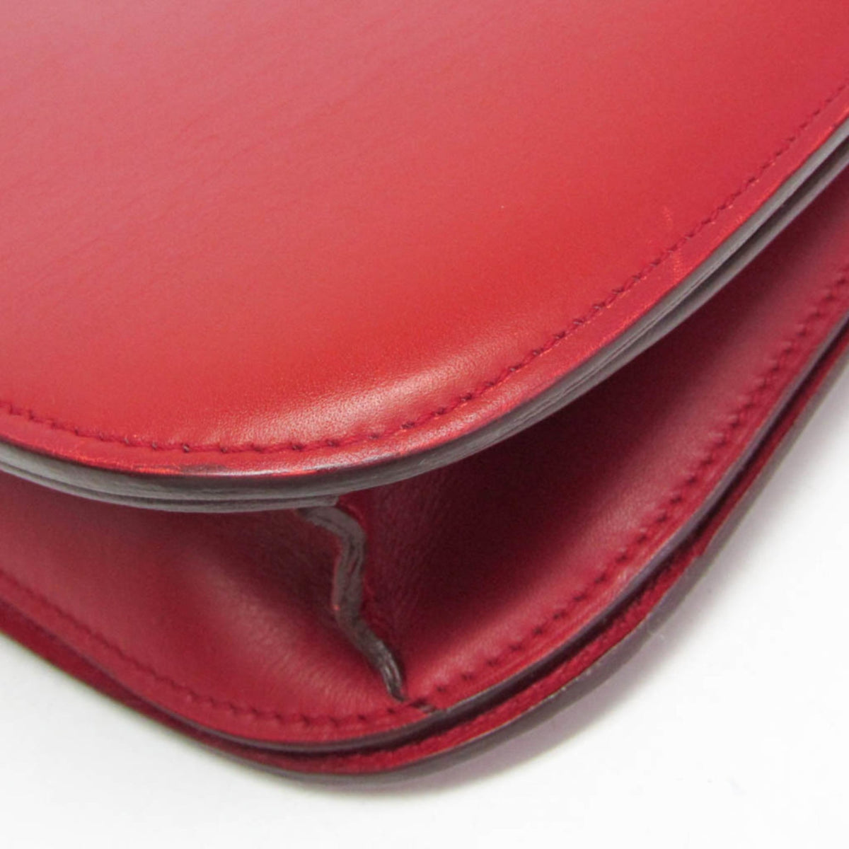 PRE-OWNED Celine Classic Box Medium · Calfskin