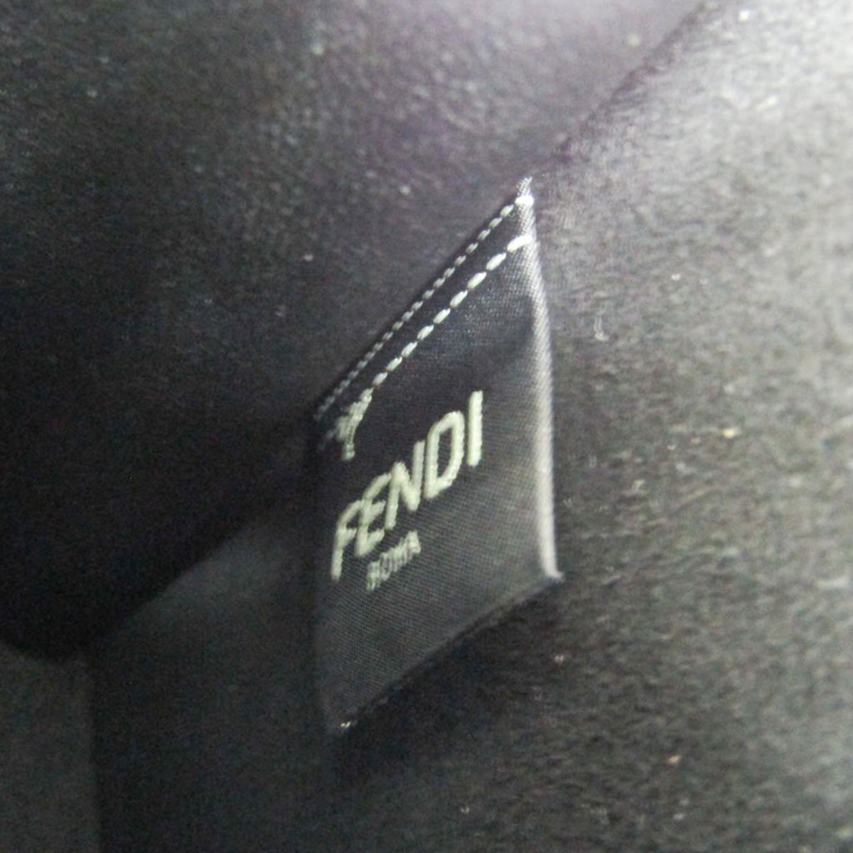 PRE-OWNED Fendi Box · Leather Shoulder Bag