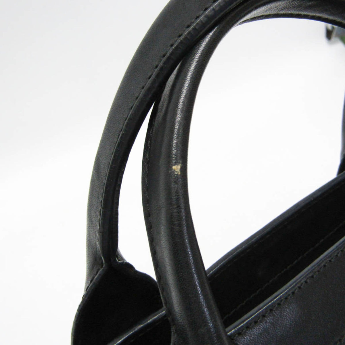 PRE-OWNED Chloé Alice · Leather