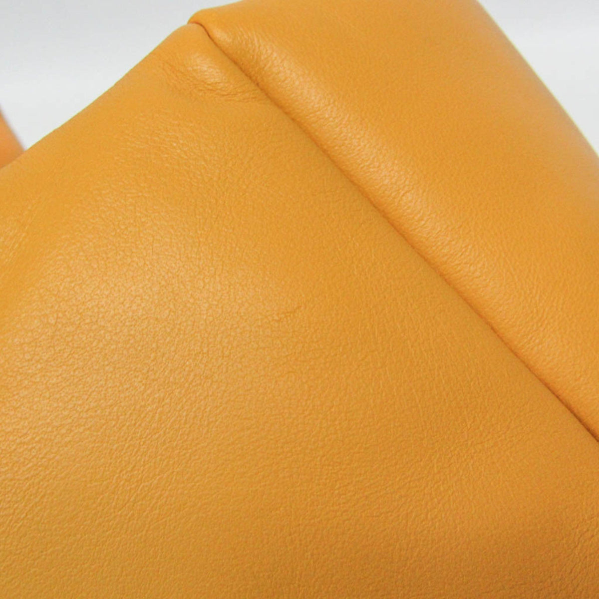 PRE-OWNED Coach Pillow Tote · Leather
