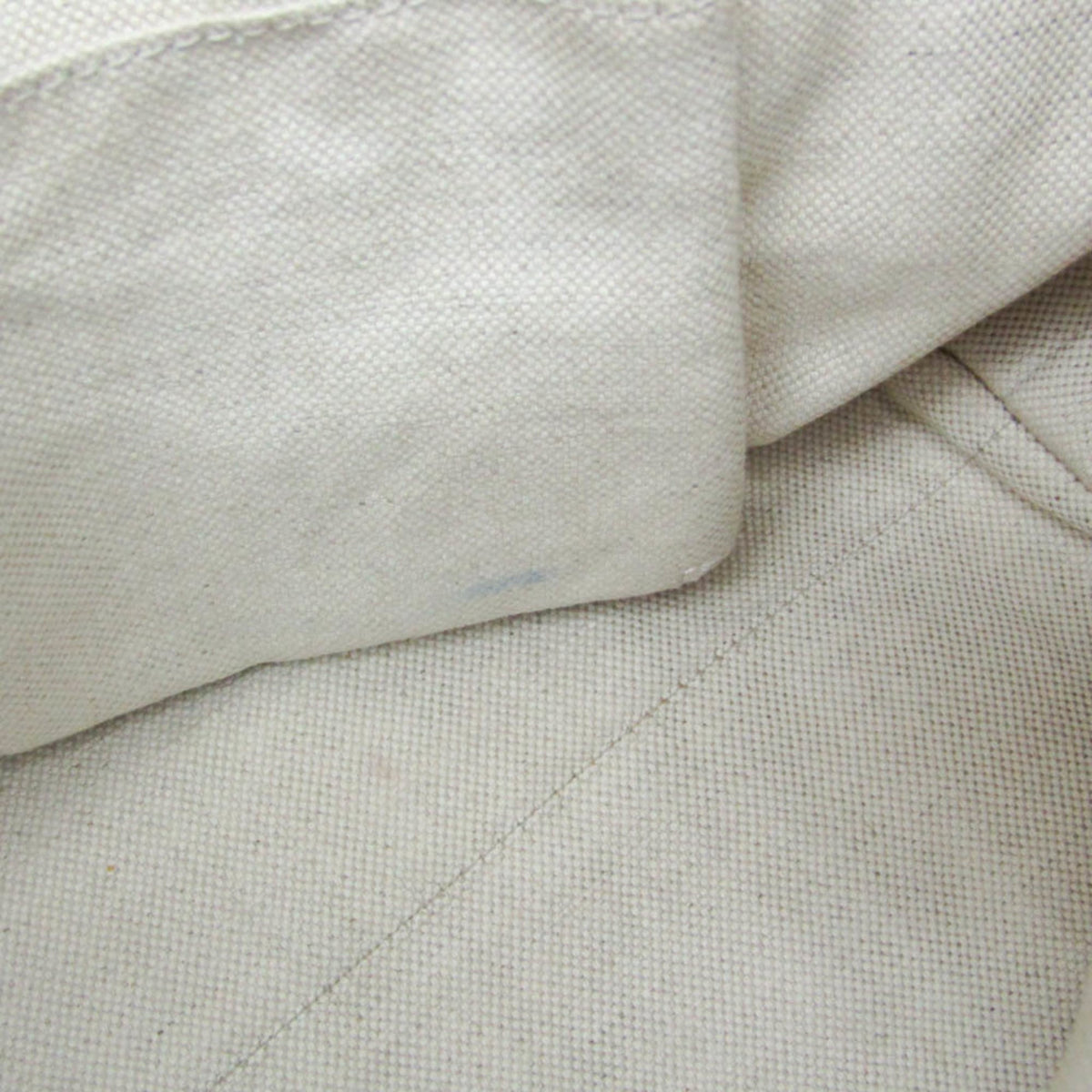 PRE-OWNED Gucci Bree · GG Canvas