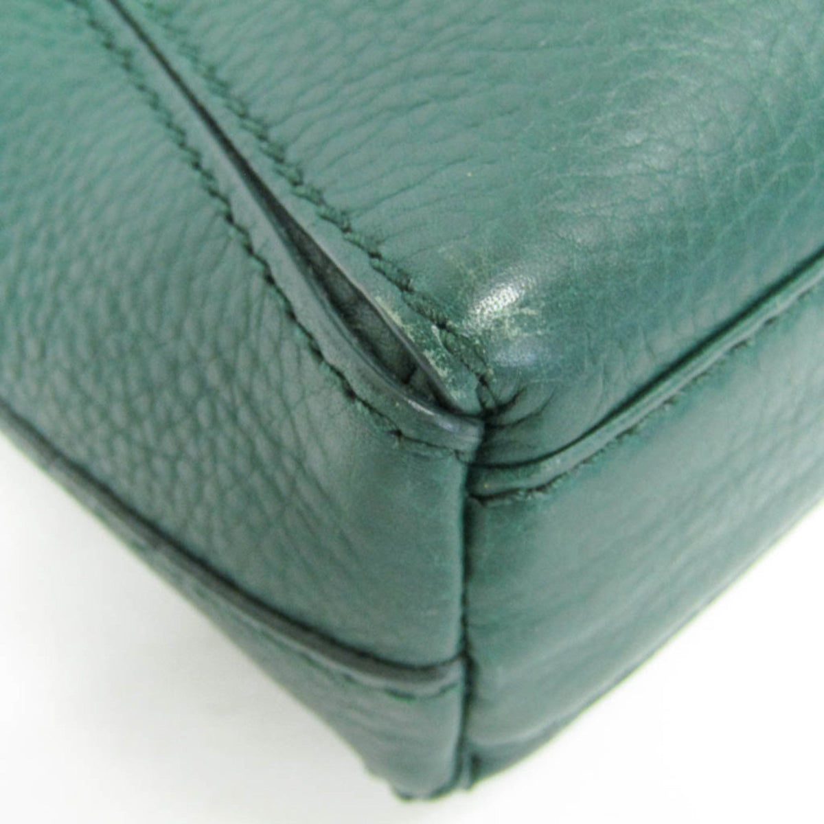 PRE-OWNED Bvlgari Octo Crossbody · Leather