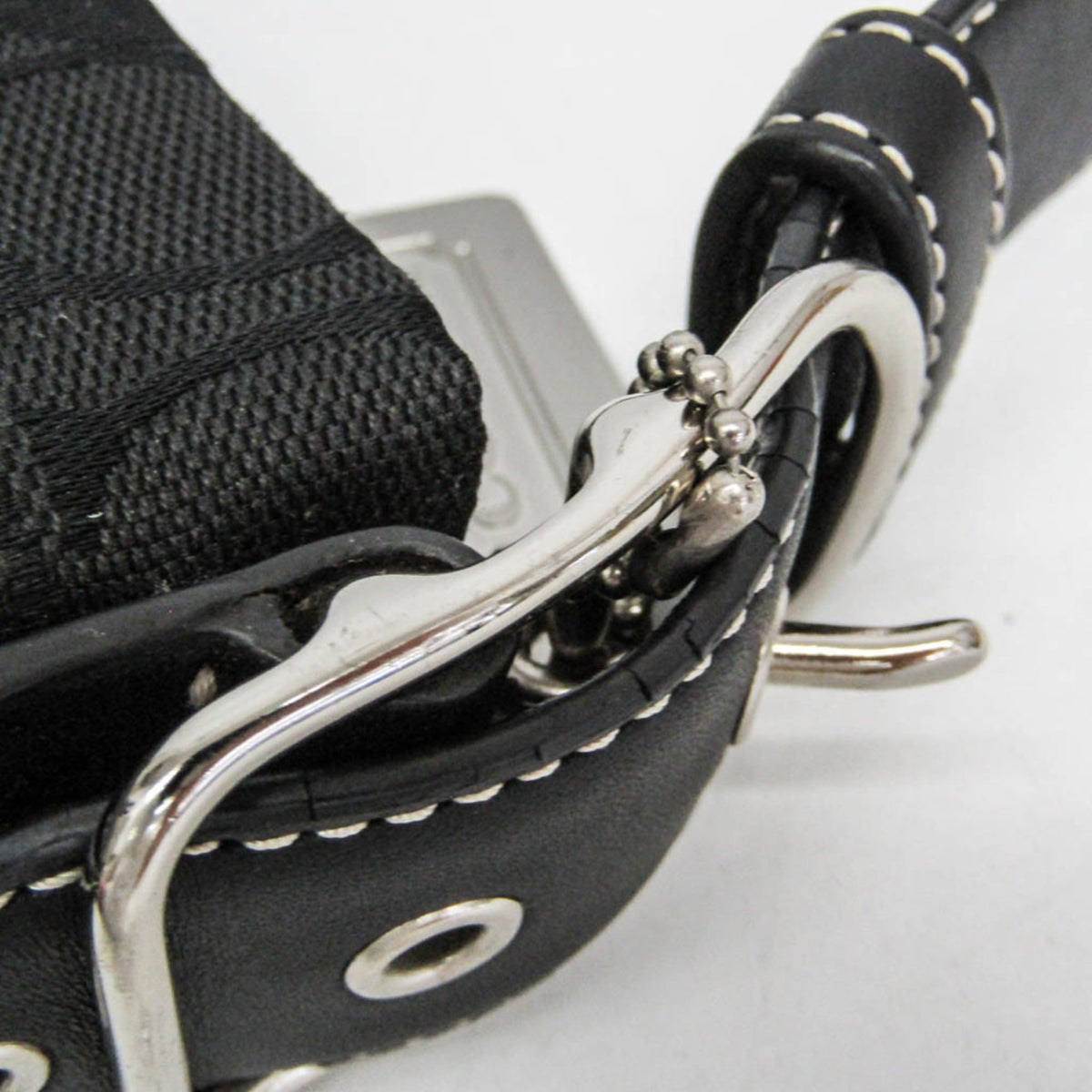 PRE-OWNED Coach Signature · Canvas & Leather