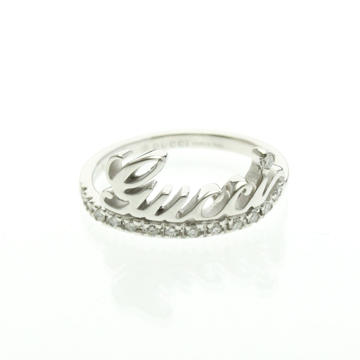 PRE-OWNED Gucci Logo Signature · 18K White Gold · Diamond Size 5.25