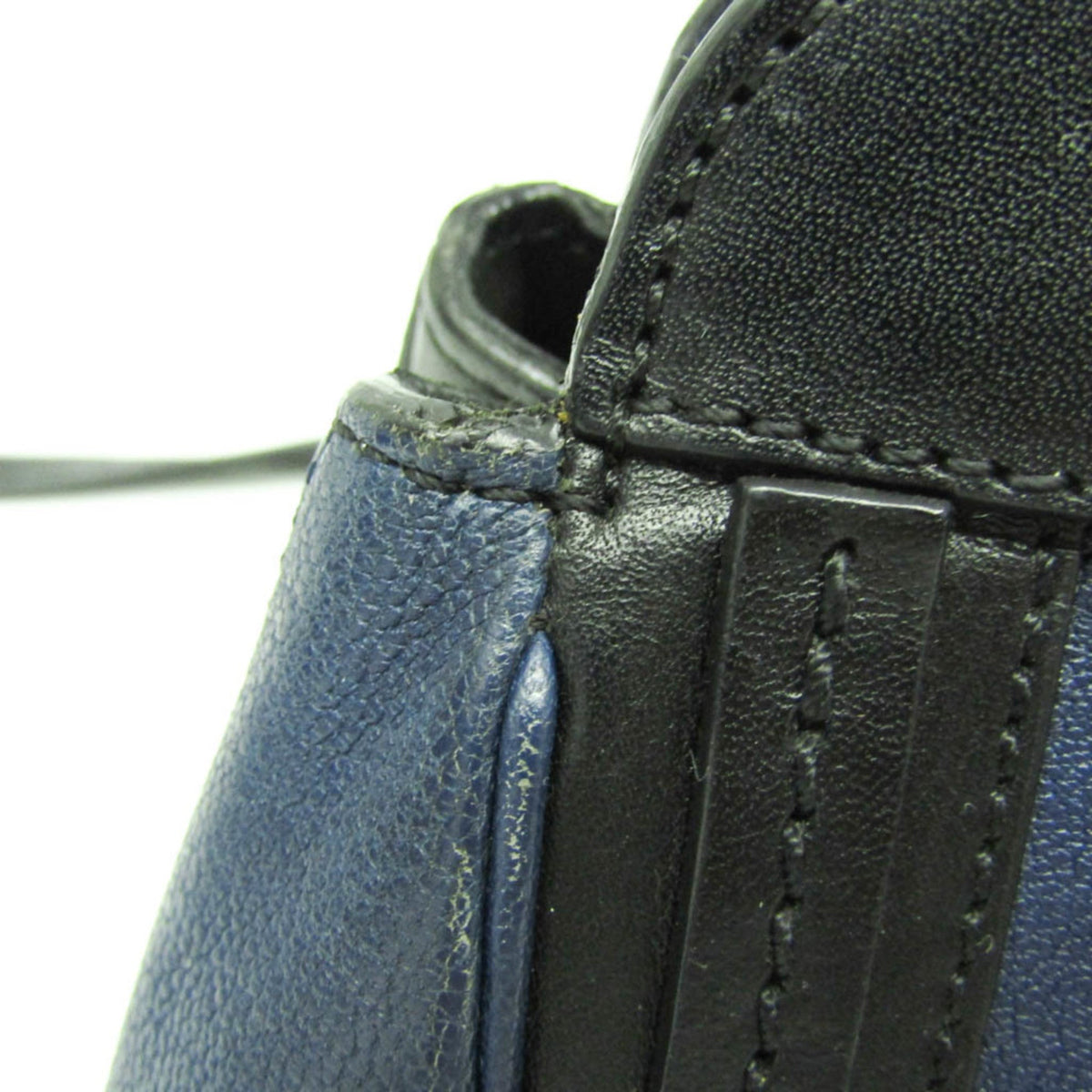 PRE-OWNED Chloé Alice · Leather