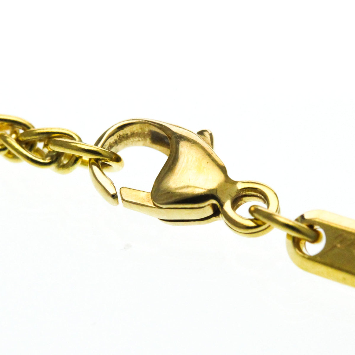 PRE-OWNED Chopard Happy Diamonds · 18K Yellow Gold
