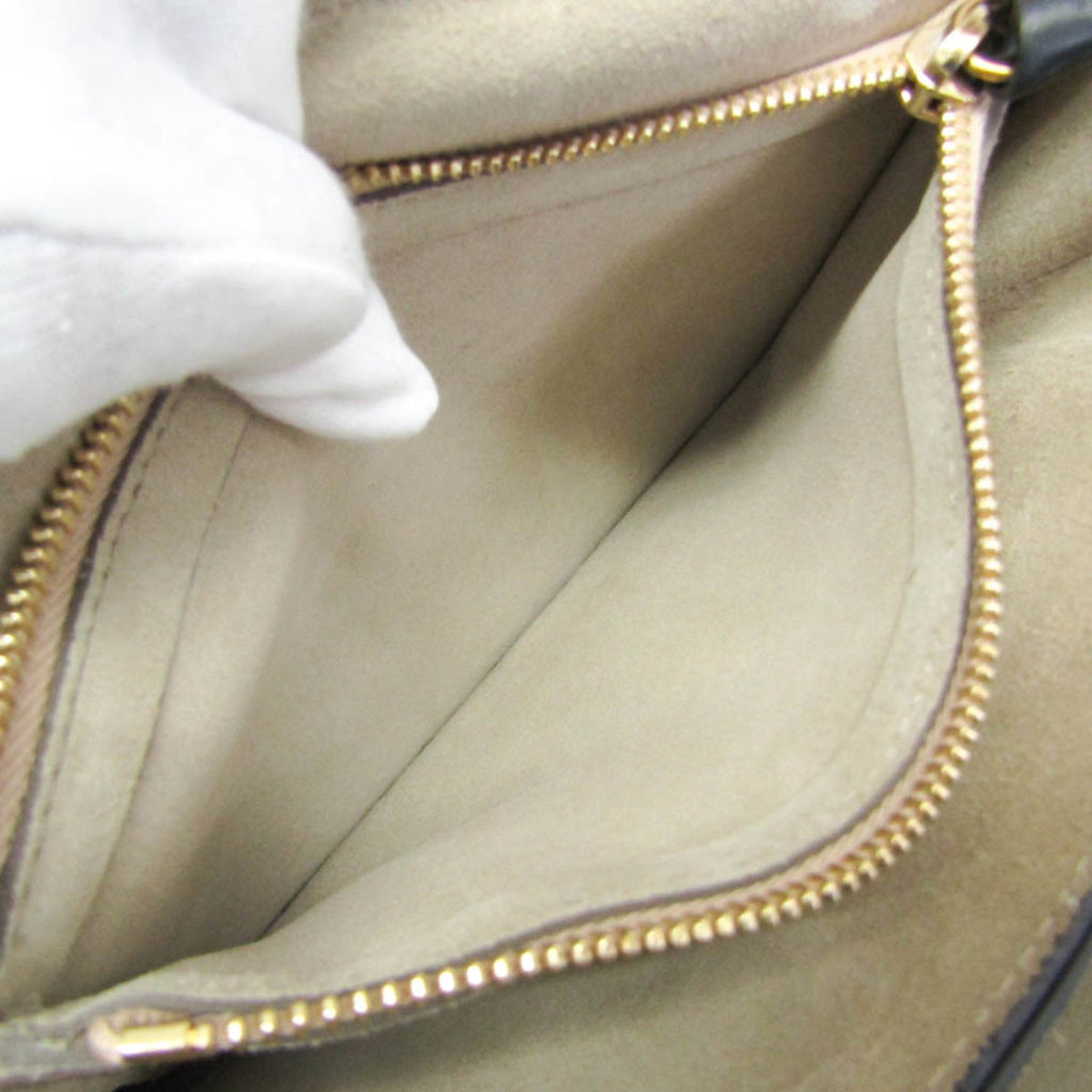 PRE-OWNED Chloé Faye Medium · Suede & Leather