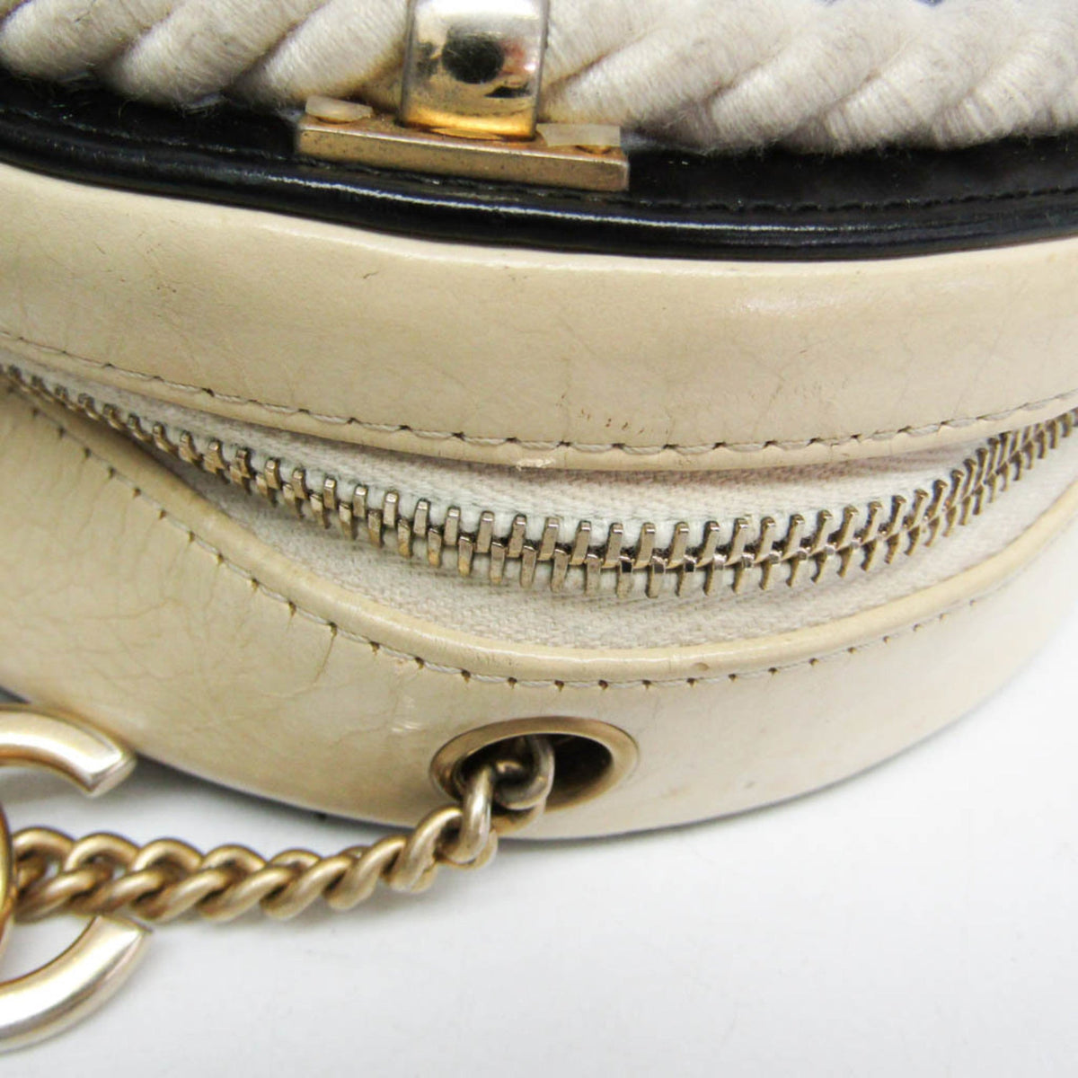 PRE-OWNED Chanel Coco Mark · Round Chain · Leather