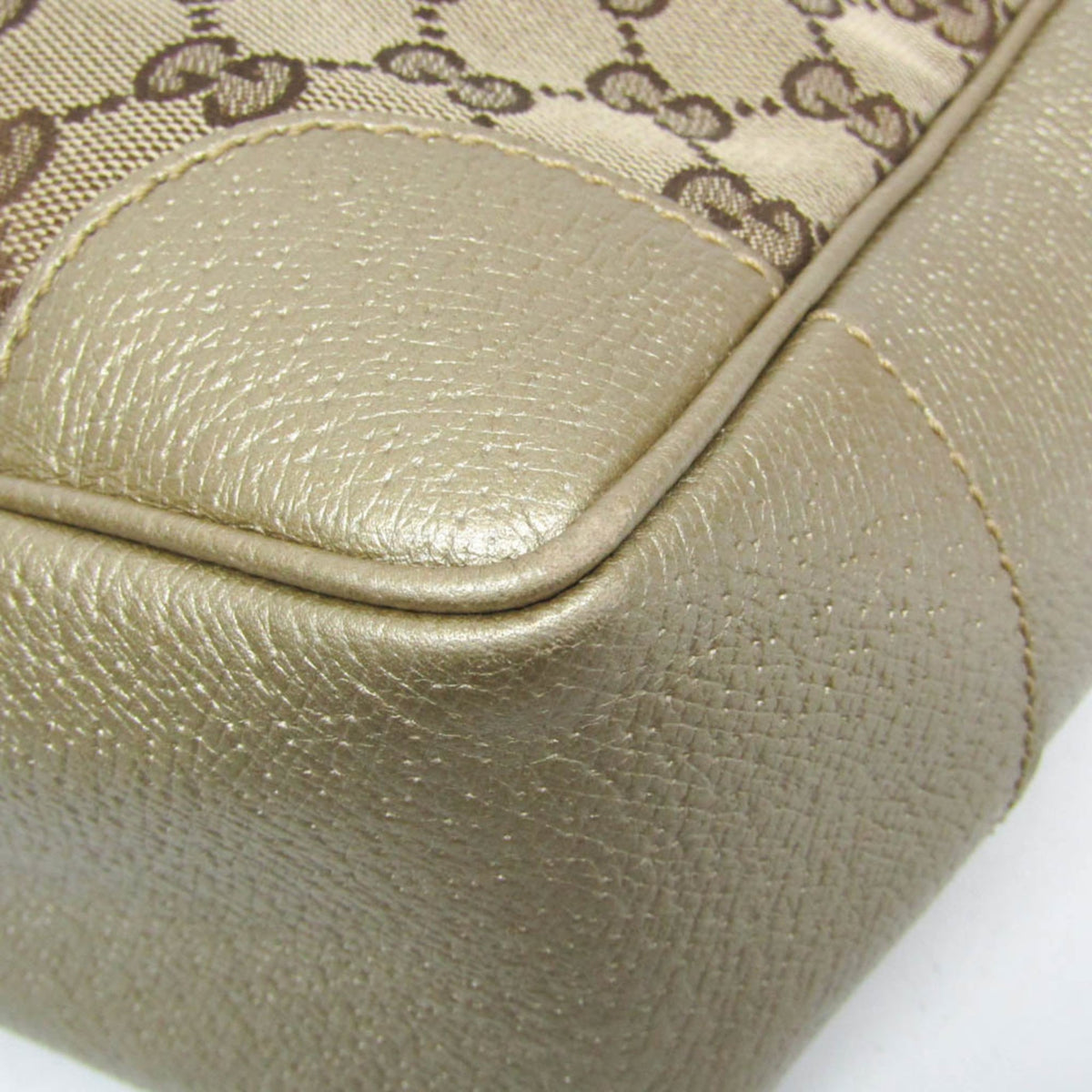 PRE-OWNED Gucci Bree · GG Canvas