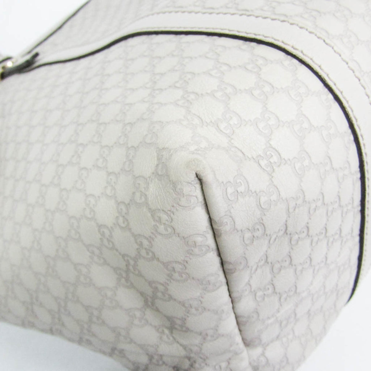 PRE-OWNED Gucci Guccissima · Embossed Leather Tote