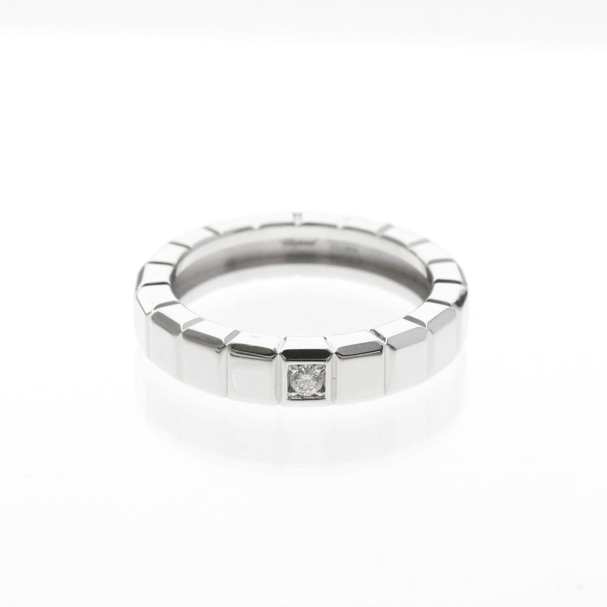 PRE-OWNED Chopard Ice Cube · 18K White Gold · Diamond Size 6.5