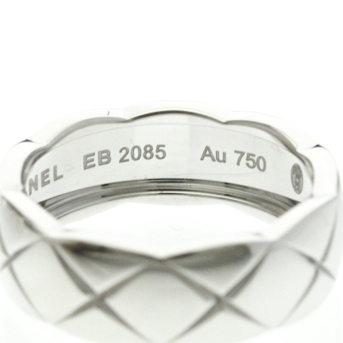 PRE-OWNED Chanel Coco Crush · 18K White Gold Size 6