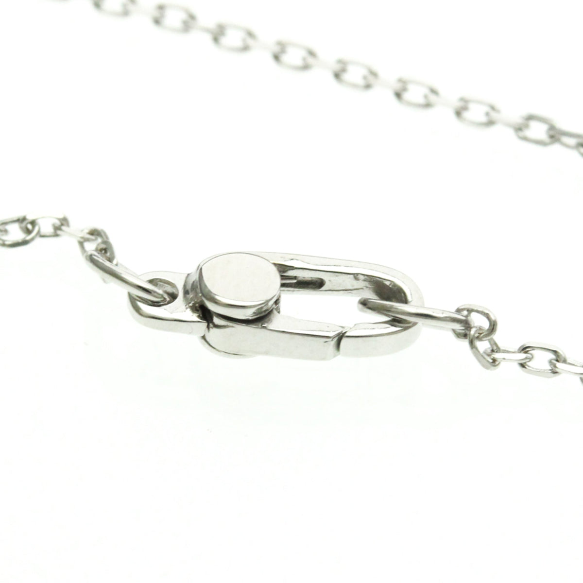 PRE-OWNED Gucci Icon · 18K White Gold
