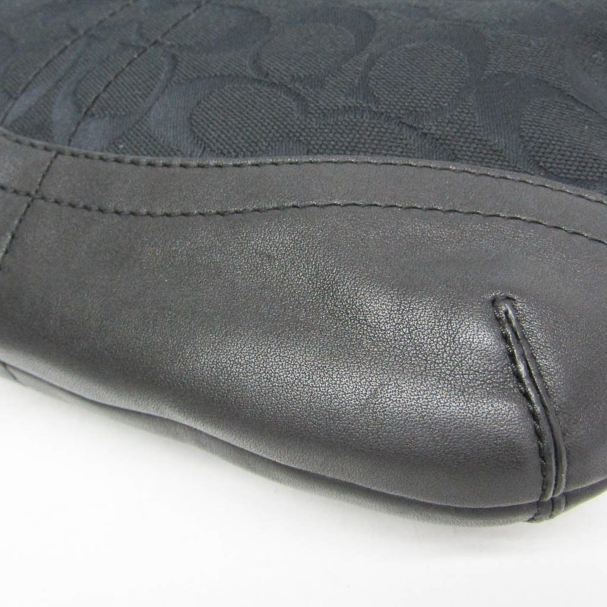 PRE-OWNED Coach Signature · Canvas & Leather