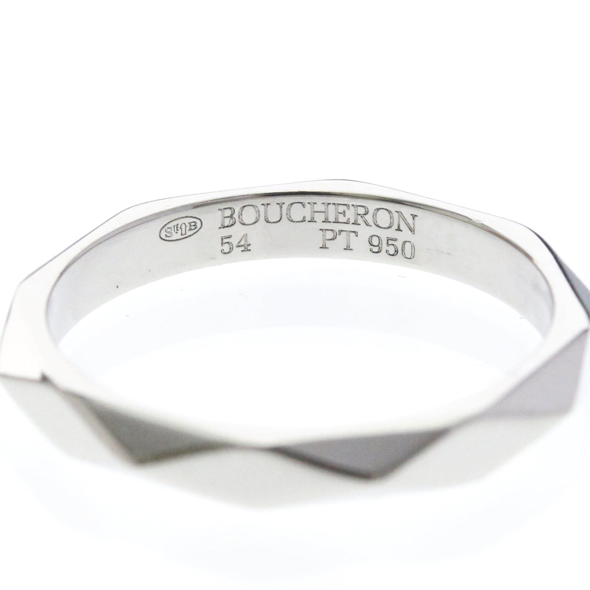 PRE-OWNED Boucheron Faceted · Platinum