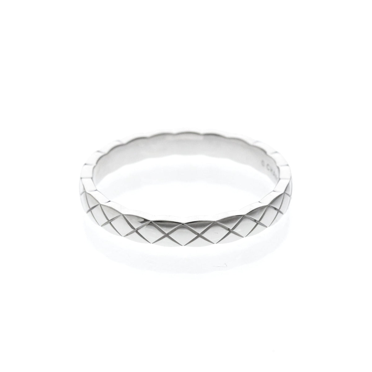 PRE-OWNED Chanel Coco Crush · 18K White Gold Size 10