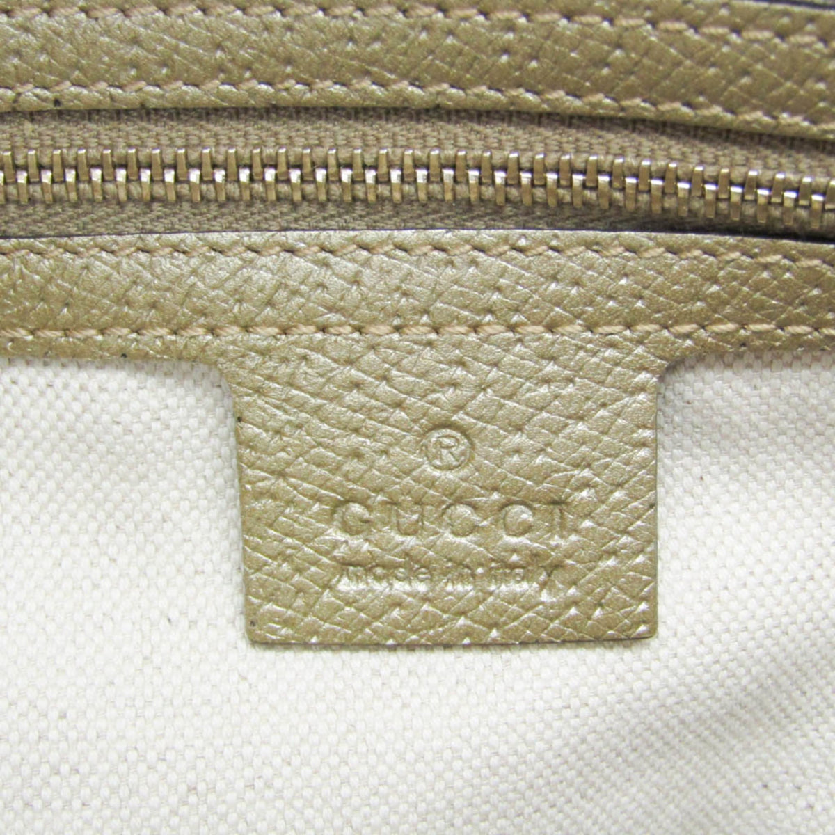 PRE-OWNED Gucci Bree · GG Canvas