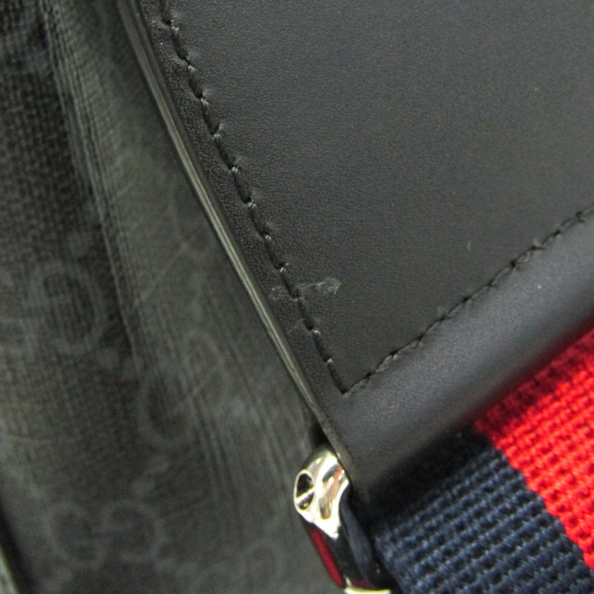 PRE-OWNED Gucci · GG Supreme Shoulder Bag