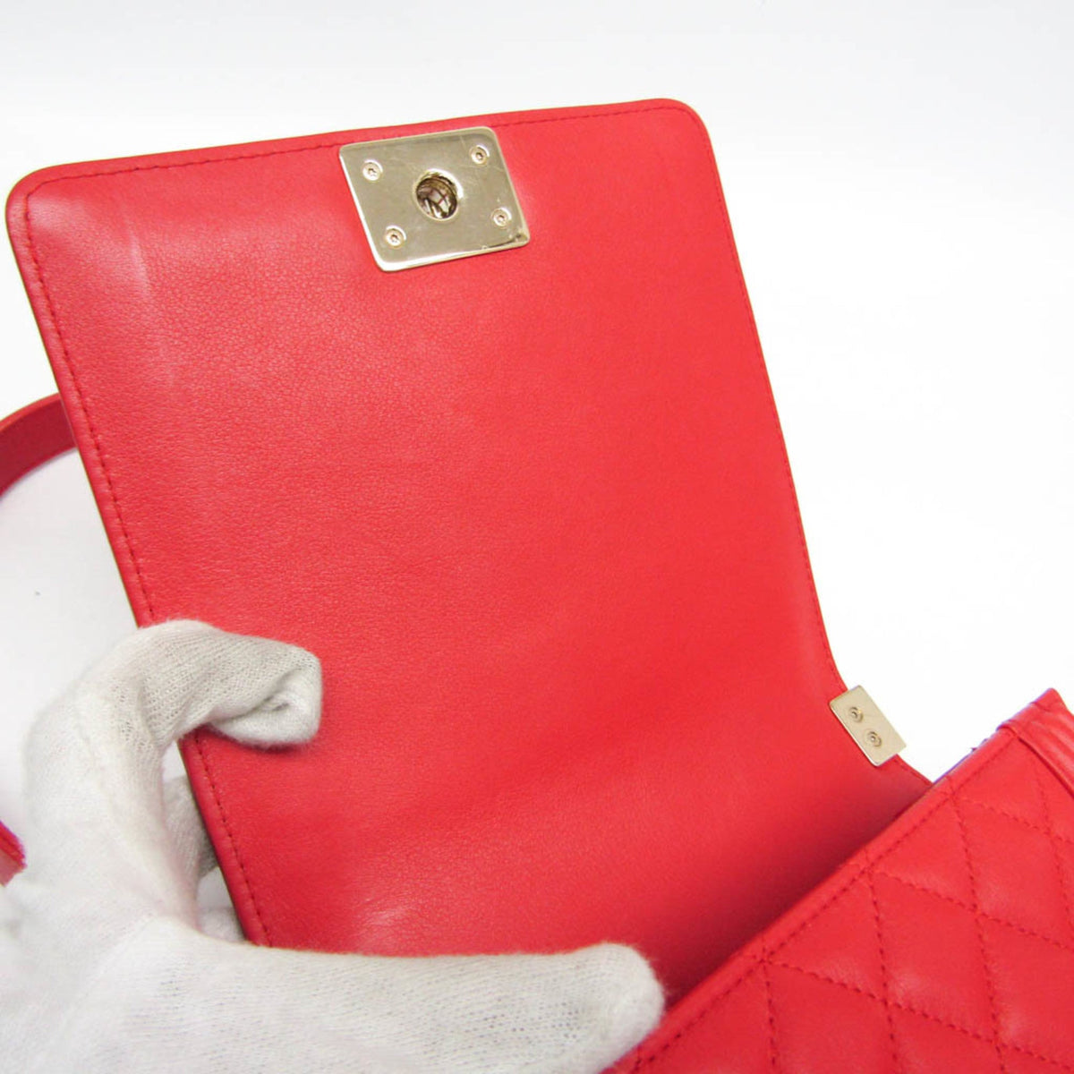 PRE-OWNED Chanel Boy · Lamb Leather