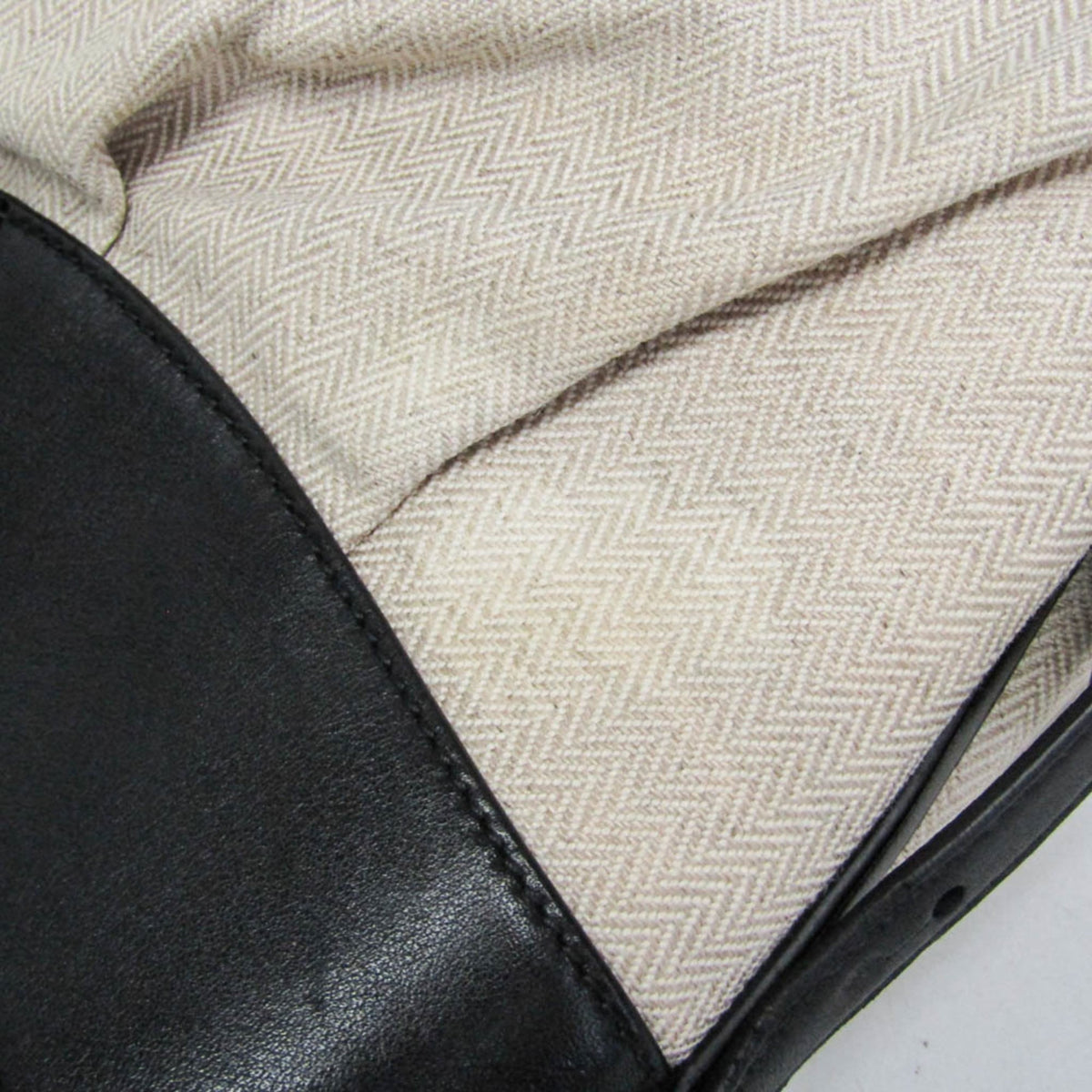 PRE-OWNED Bvlgari Chandra · Canvas & Leather