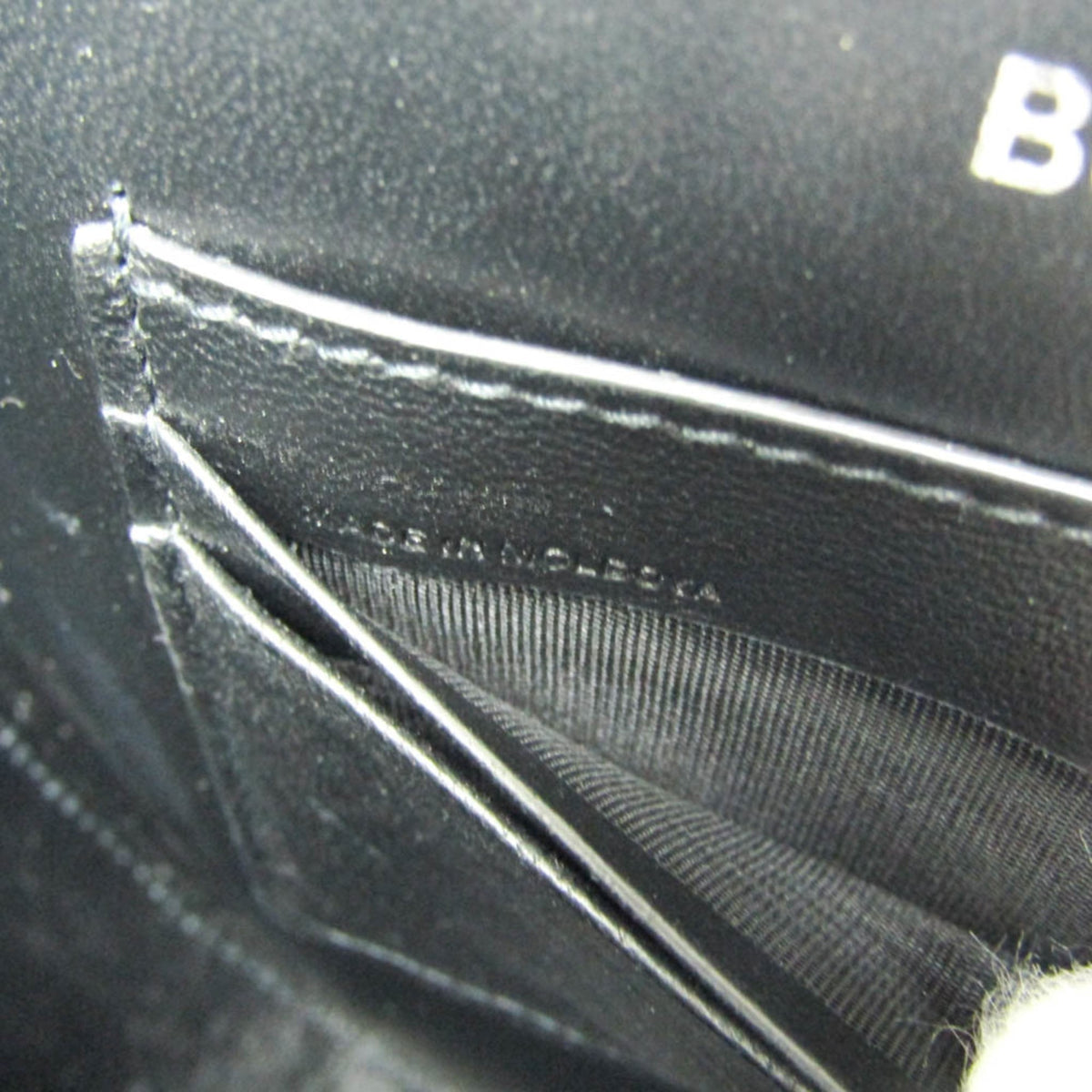 PRE-OWNED Burberry TB Monogram · Leather