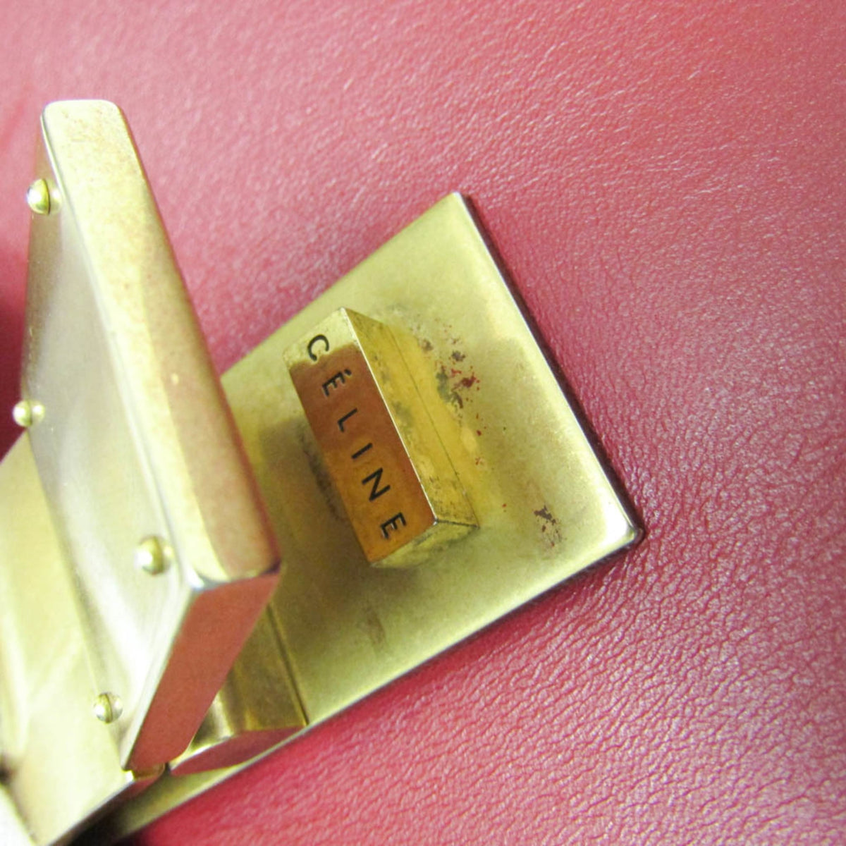 PRE-OWNED Celine Classic Box Medium · Calfskin