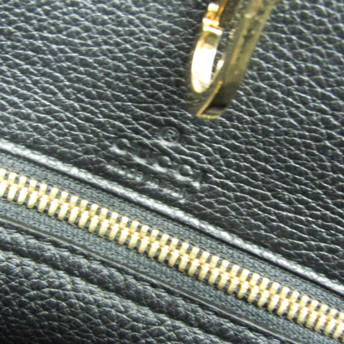 PRE-OWNED Gucci Logo Medium Tote · Leather